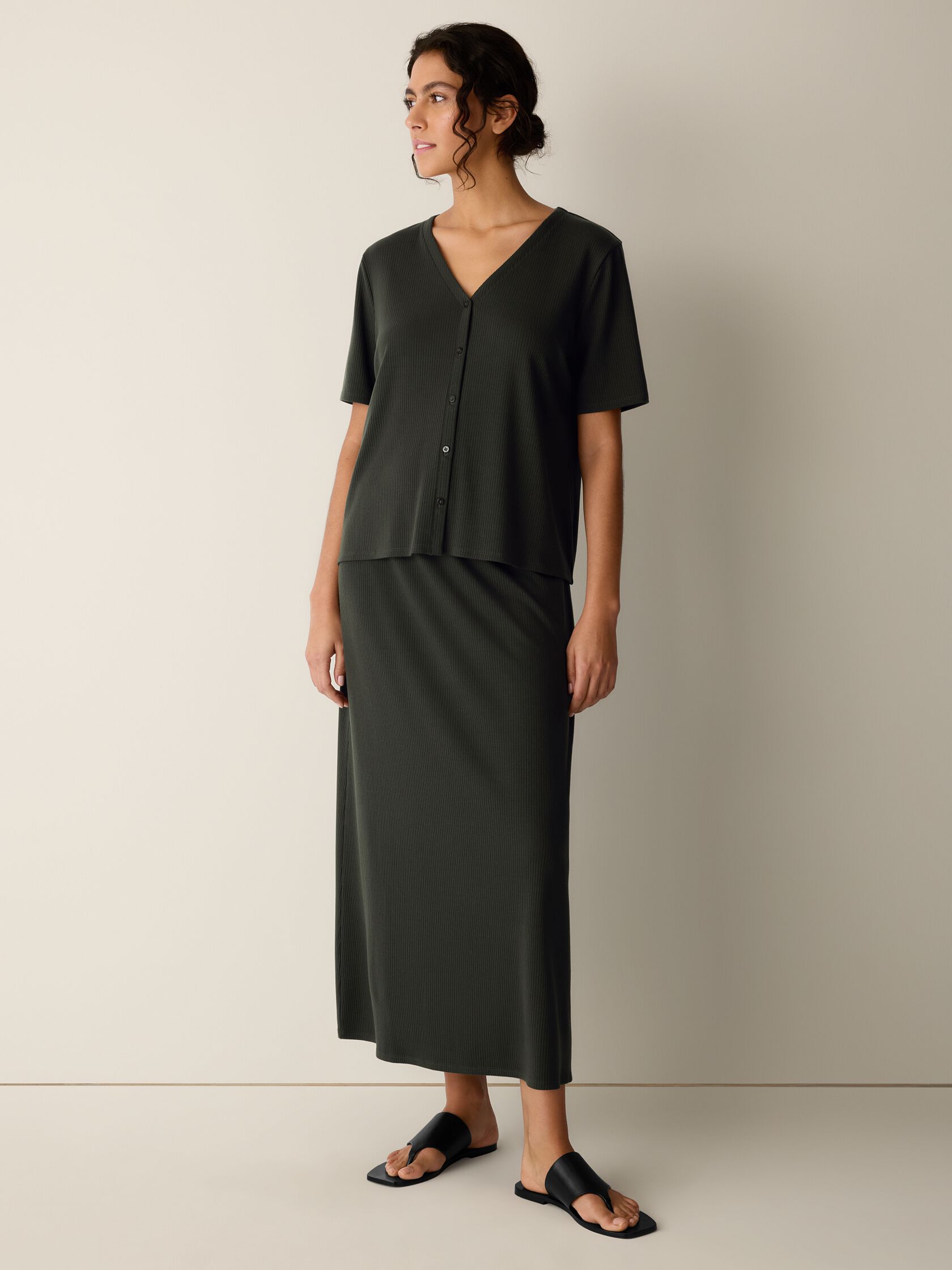 Ribbed Knit V-Neck Top