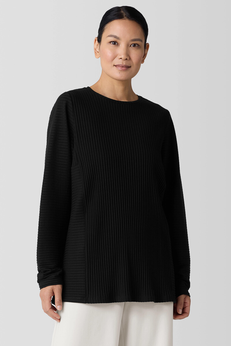 V-Neck Hardware One-Piece Swimsuit V-Neck Hardware One-Piece Swimsuit