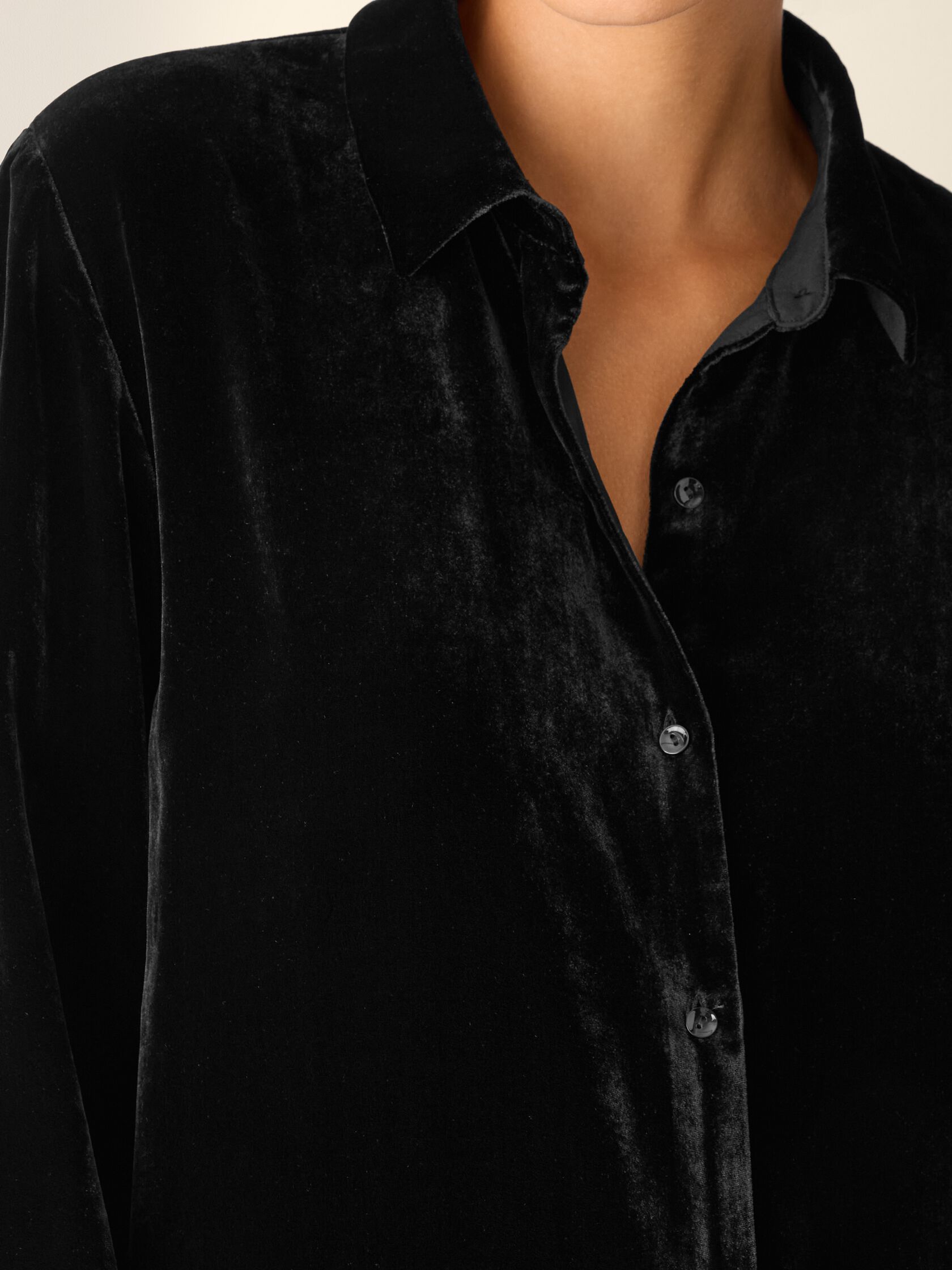 Velvet Classic Collar Shirt