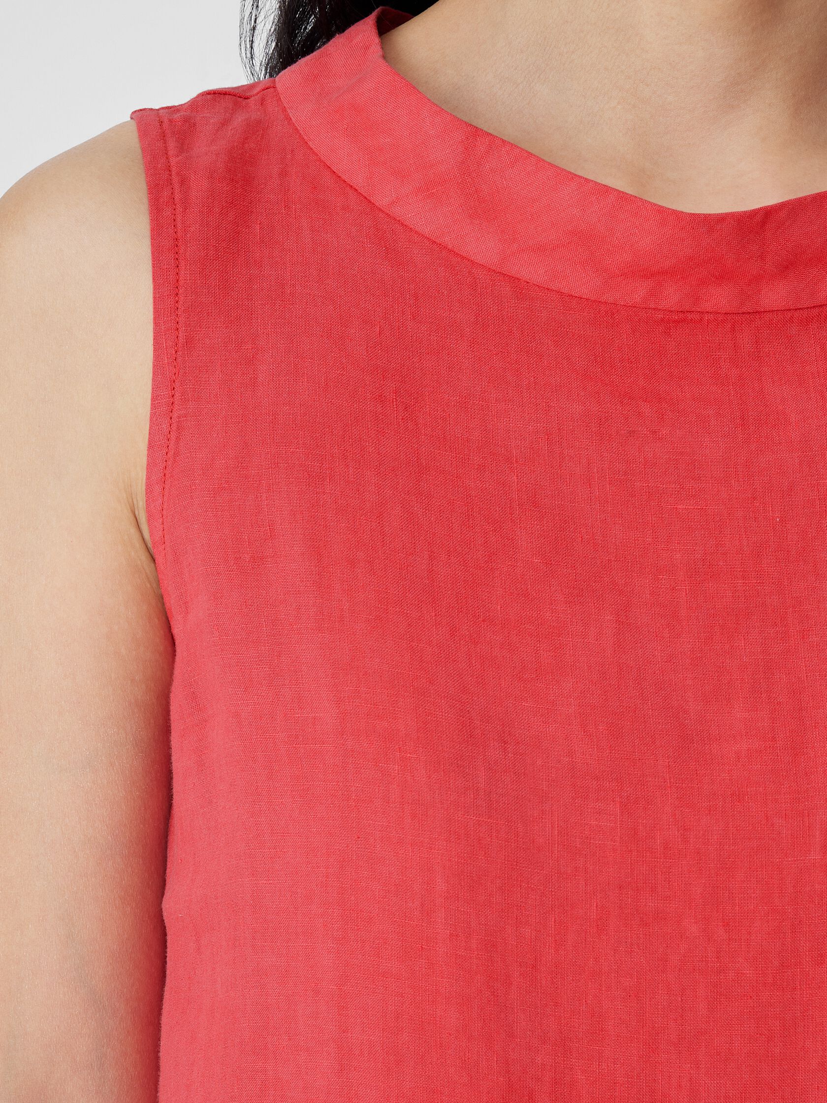 Garment-Dyed Handkerchief Linen Mock Neck Top