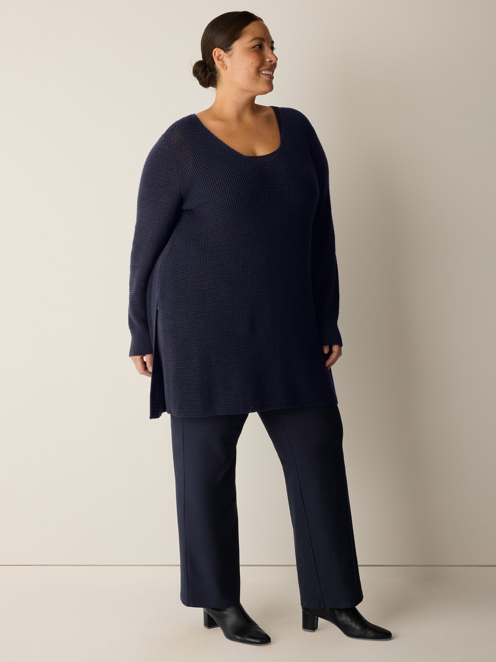 Peruvian Cotton Blend V-Neck Long Top