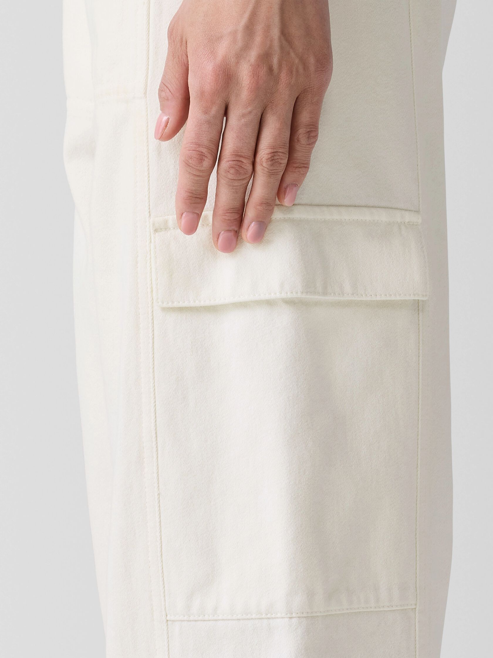 Undyed Utility Organic Cotton Wide-Leg Cargo Pant