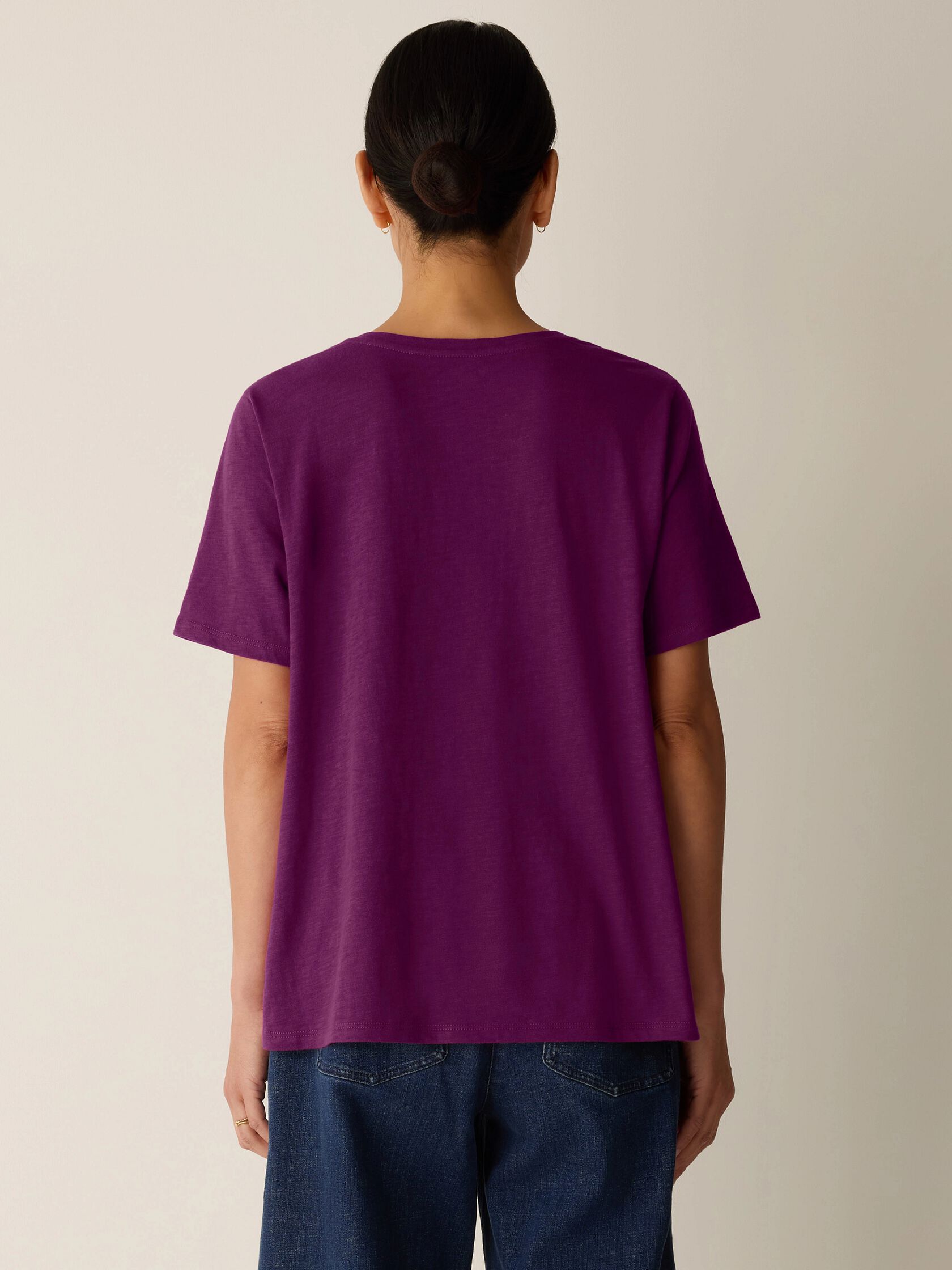 Organic Cotton Slubby Jersey V-Neck Tee