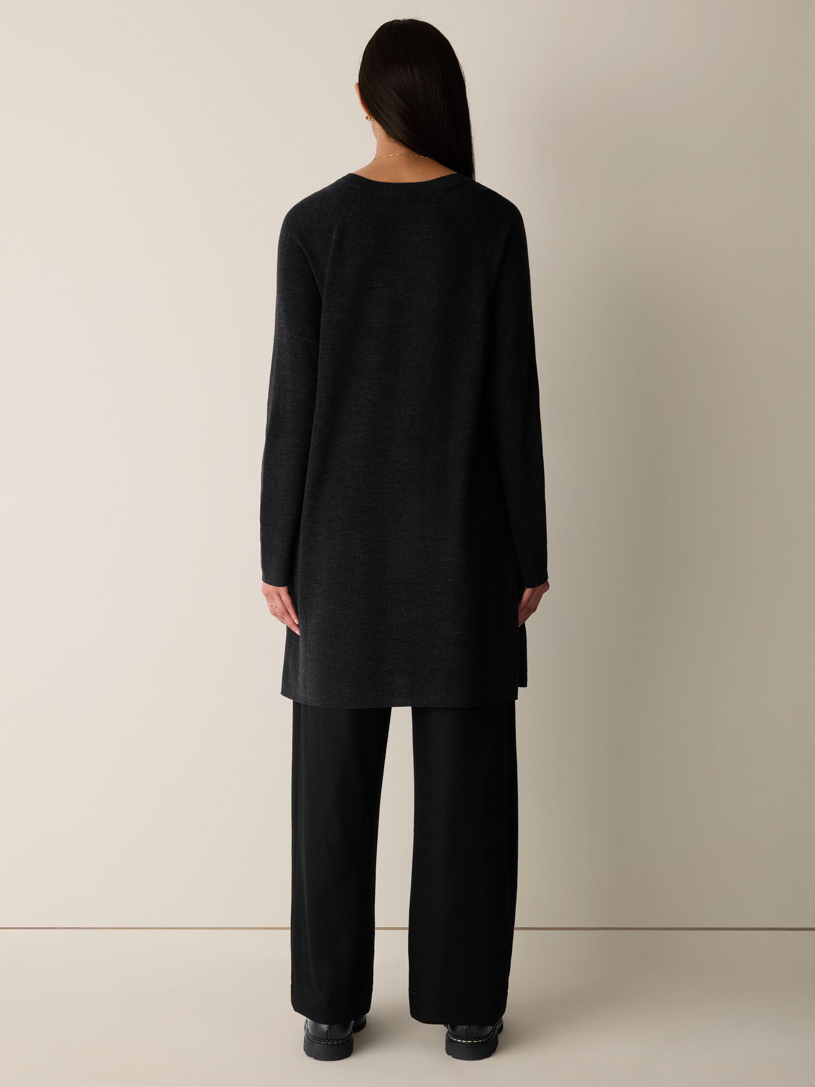 Superfine Merino Crew Neck Long Top in Regenerative Wool