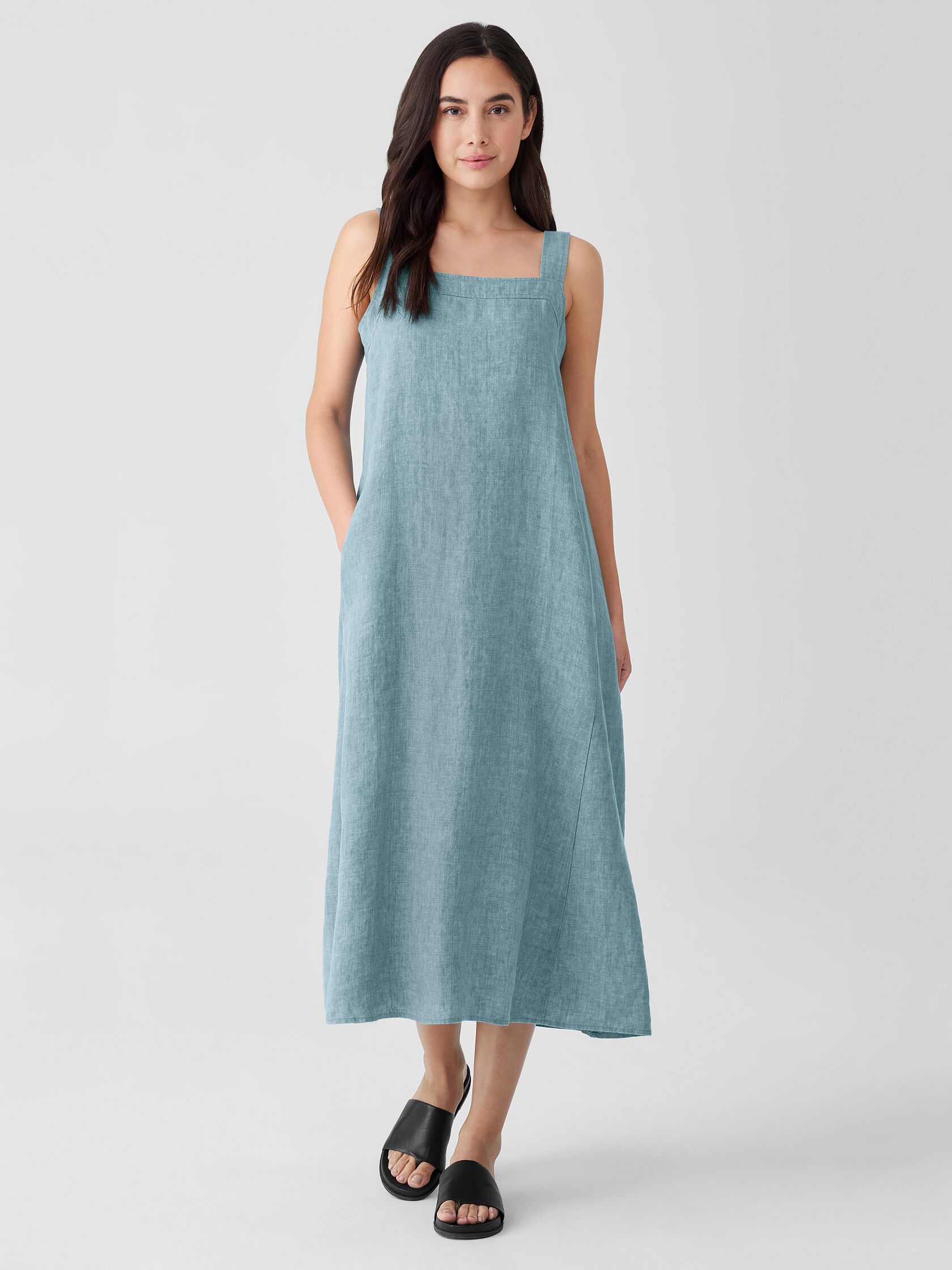 Washed Organic Linen Délavé Square Neck Dress