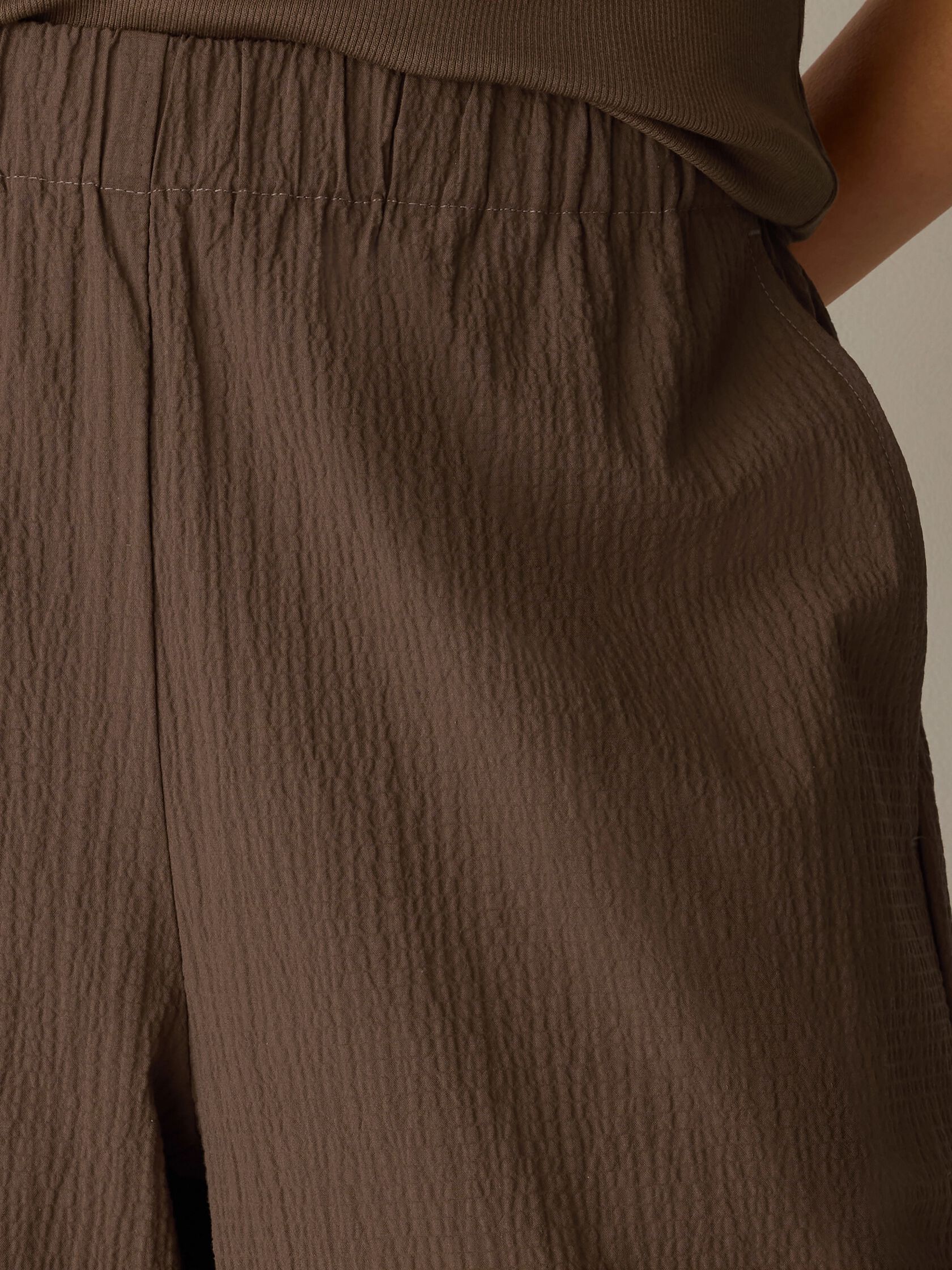 Organic Cotton Pucker Wide-Leg Pant