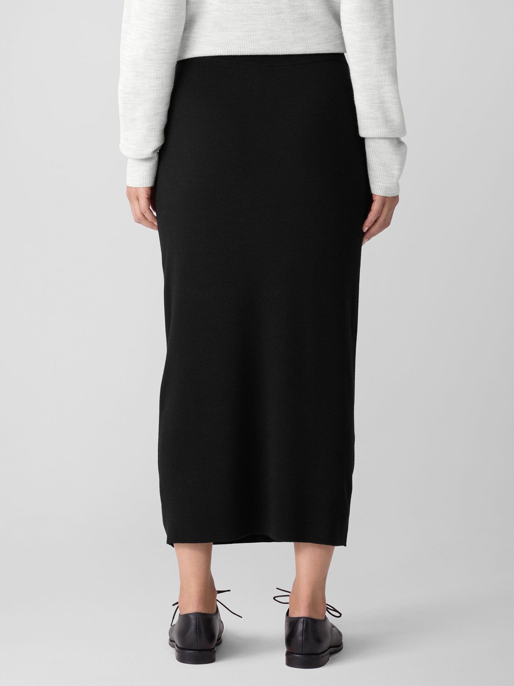 Merino Pencil Skirt in Regenerative Wool