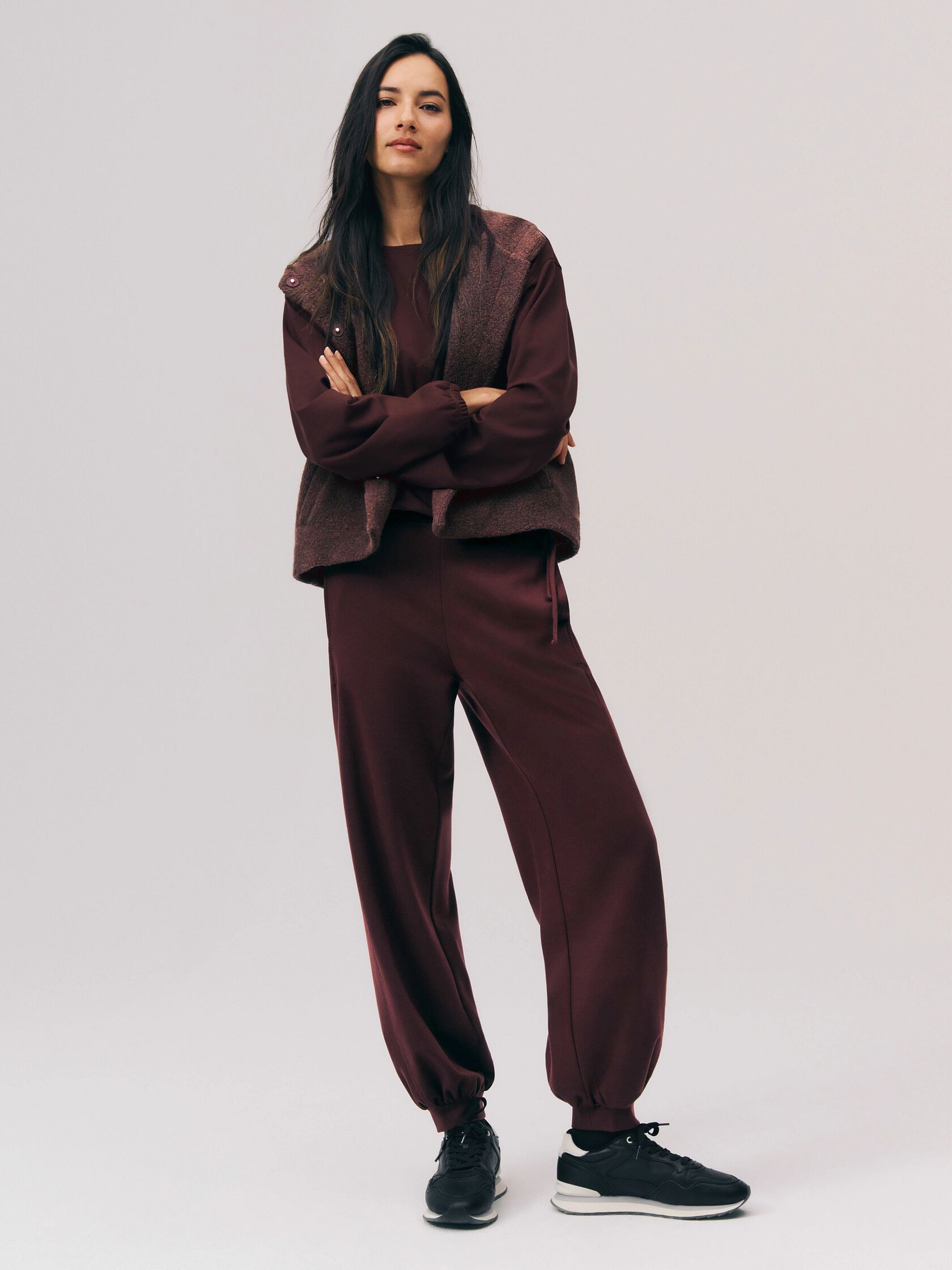 Lightweight Ponte Lantern Jogger Pant