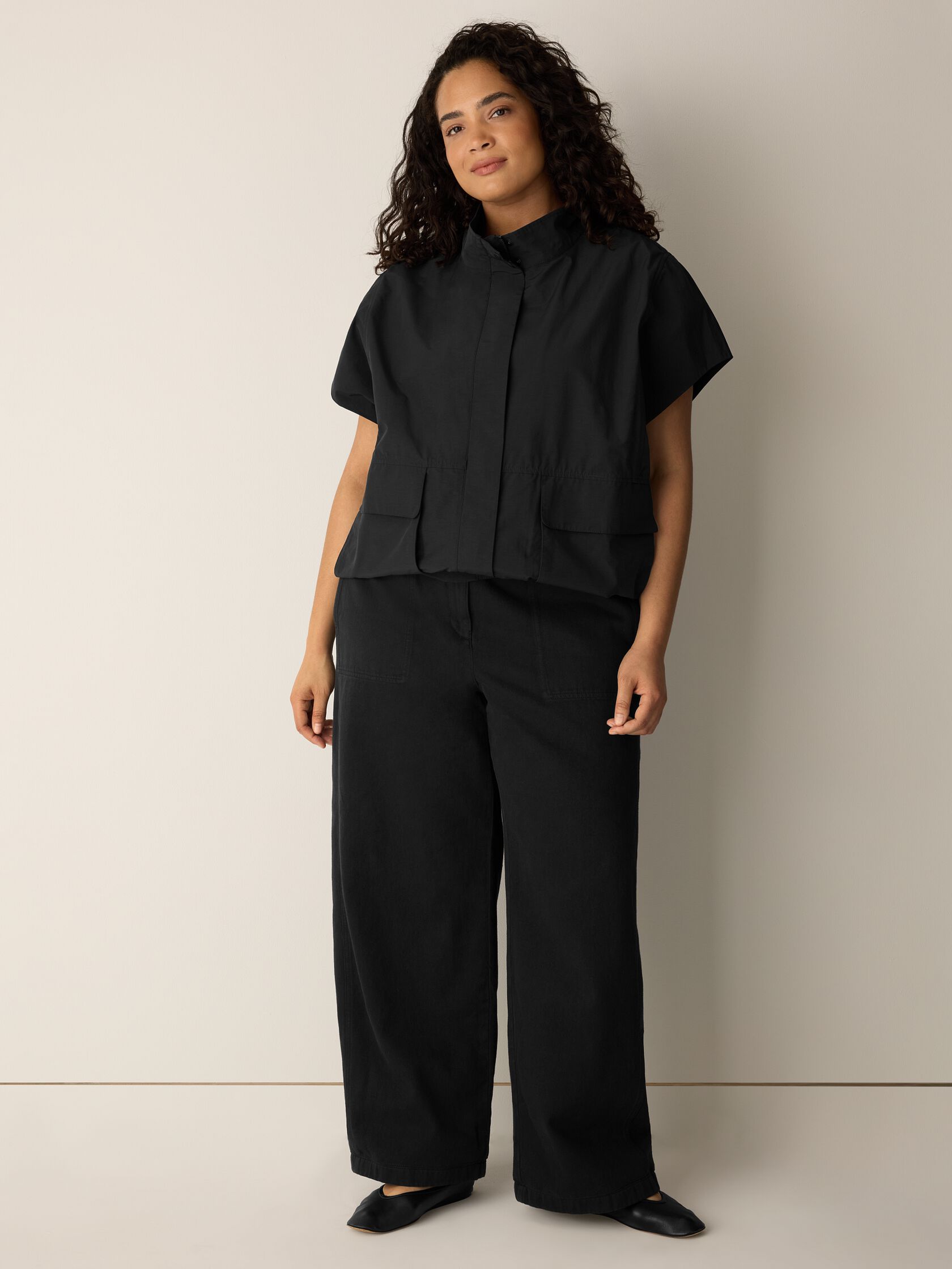 Light Cotton Nylon High Collar Vest