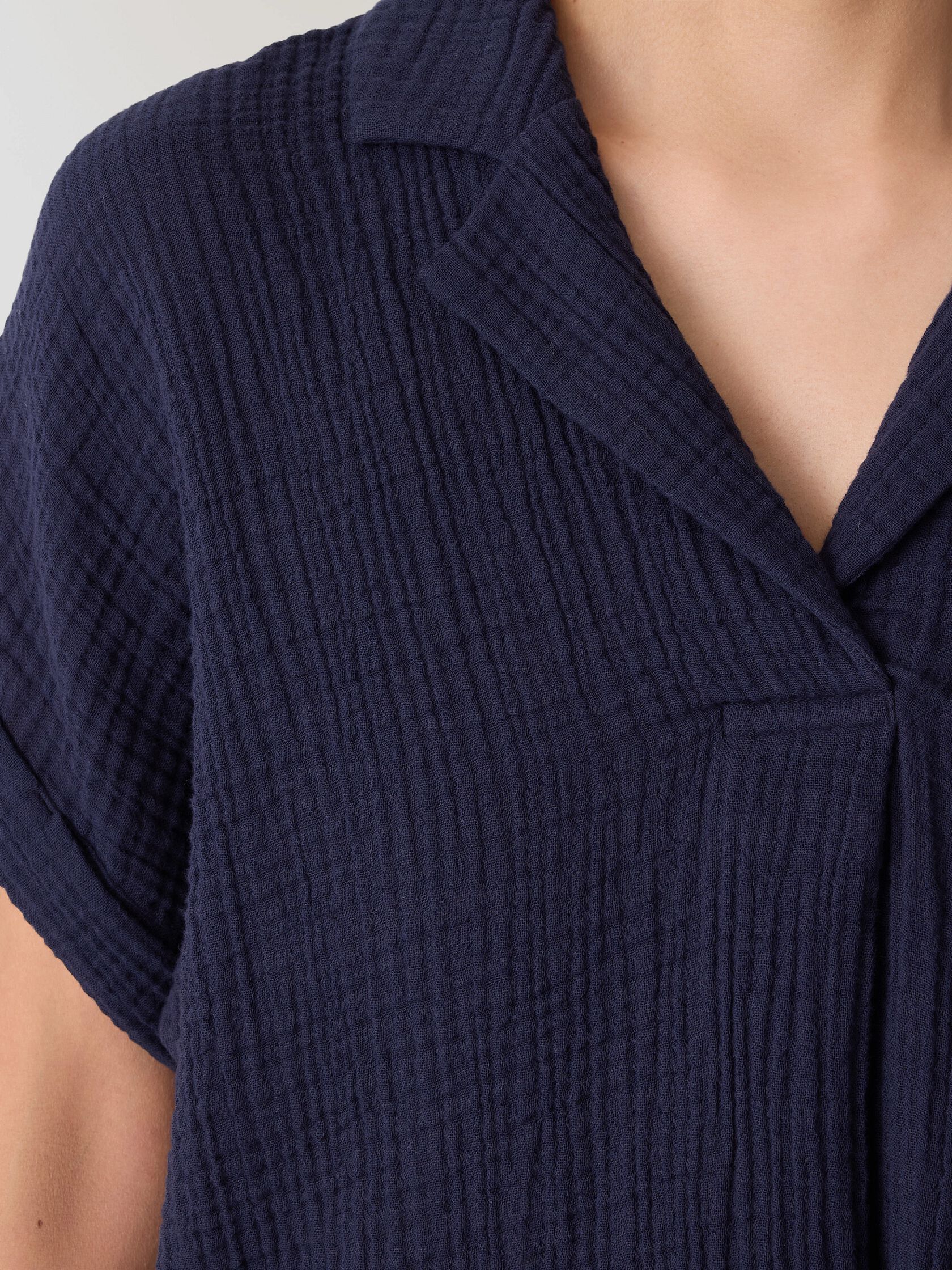 Organic Cotton Lofty Gauze Notch Collar Top