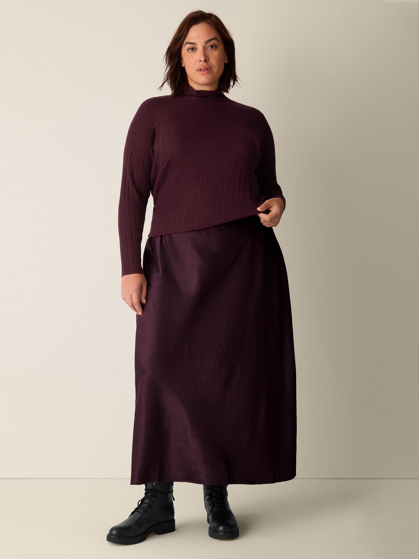 Superfine Merino Turtleneck Top in Regenerative Wool