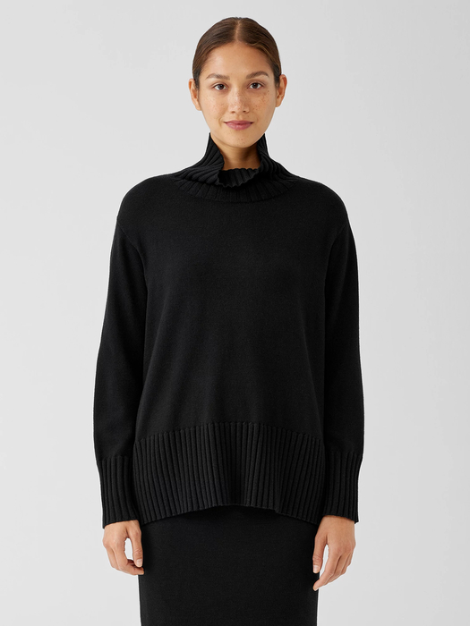 Merino Jersey Turtleneck in Regenerative Wool