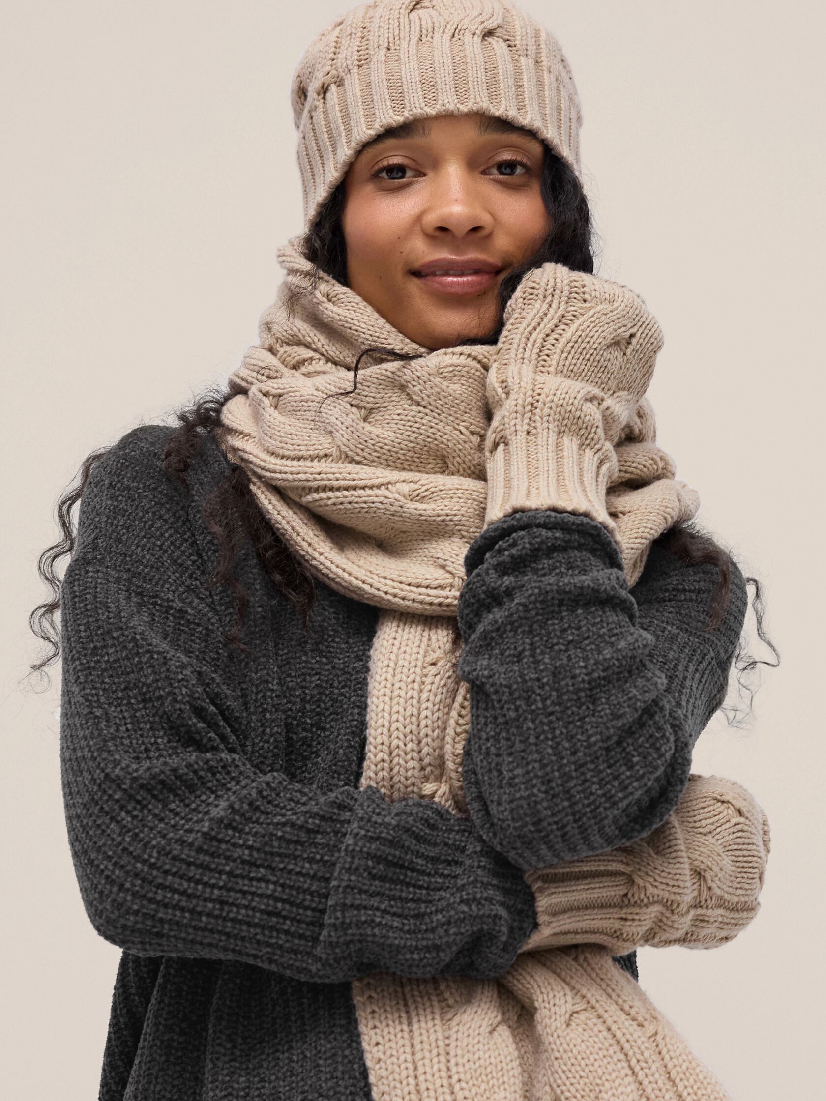 Cotton & Recycled Cashmere Glovelettes