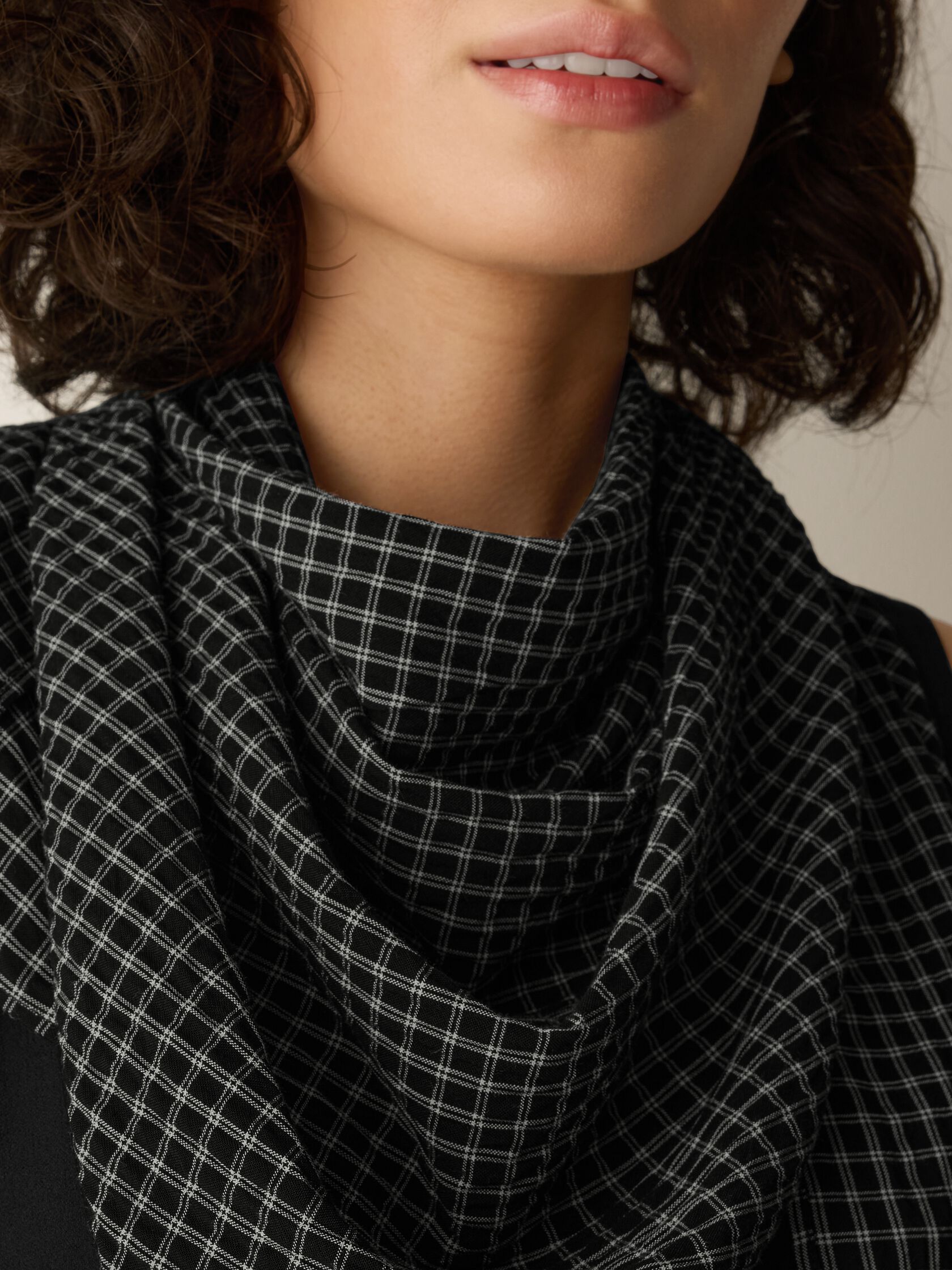 Windowpane Crinkle Weave Triangle Scarf