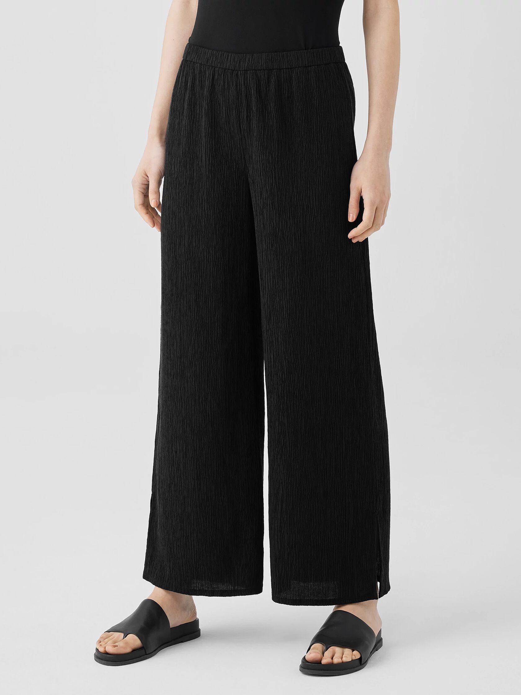 Woven Plissé Wide-Leg Pant