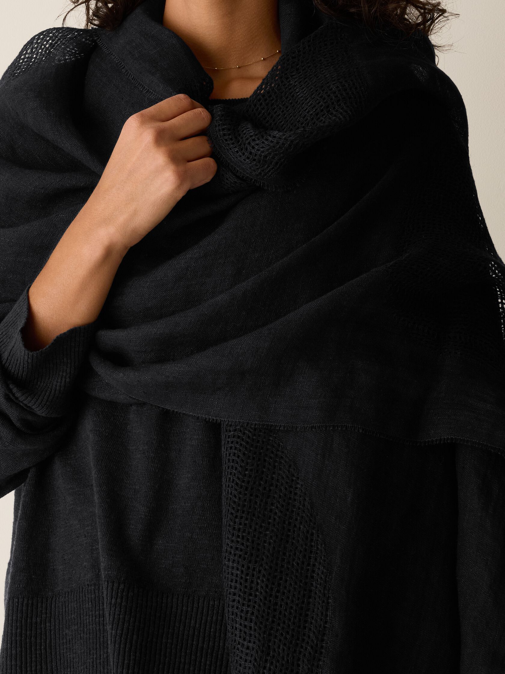 Organic Linen Circles Scarf