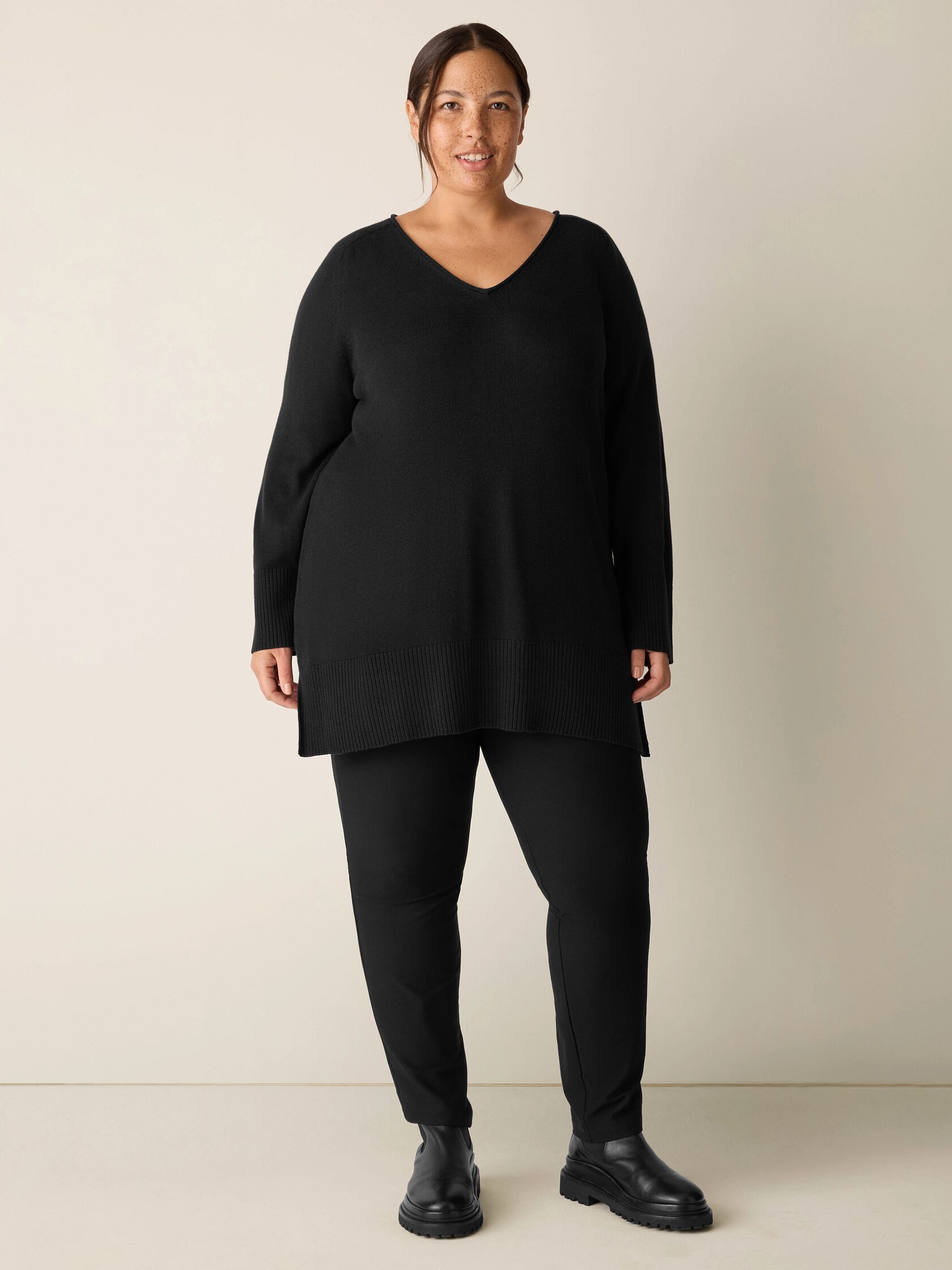 Peruvian Cotton Blend V-Neck Top