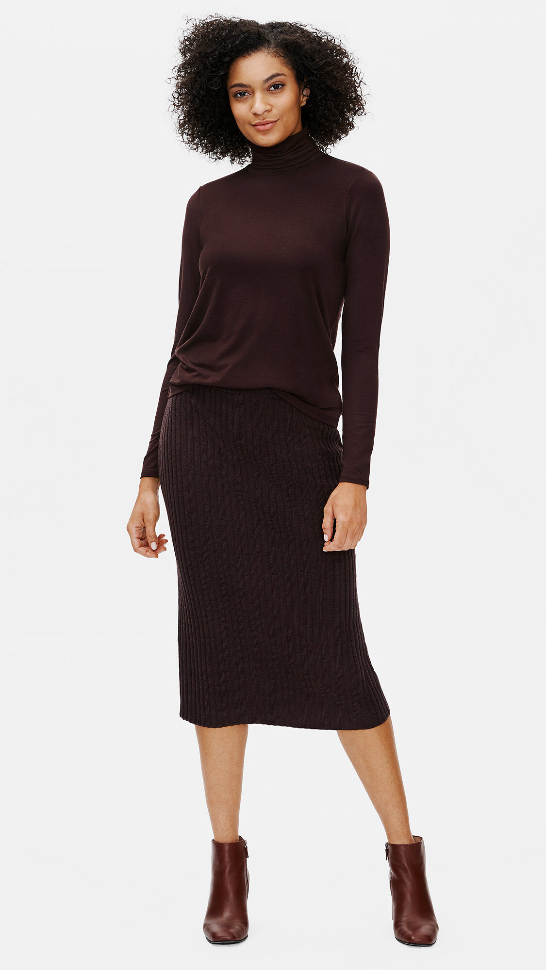 Merino Pencil Skirt in Regenerative Wool
