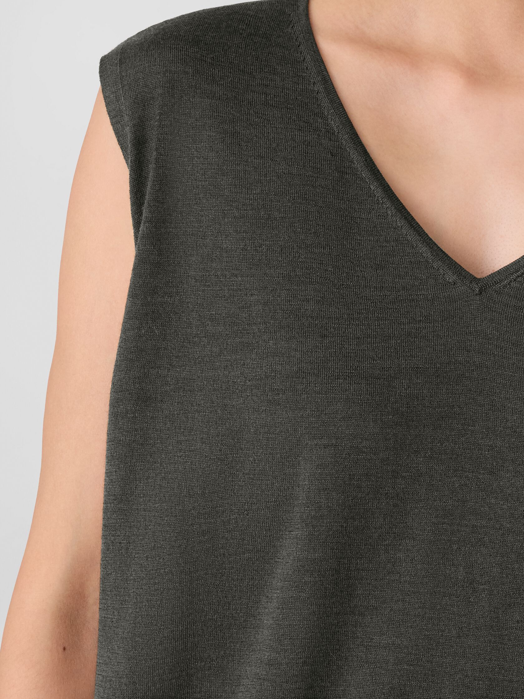 Superfine Merino Vest in Regenerative Wool