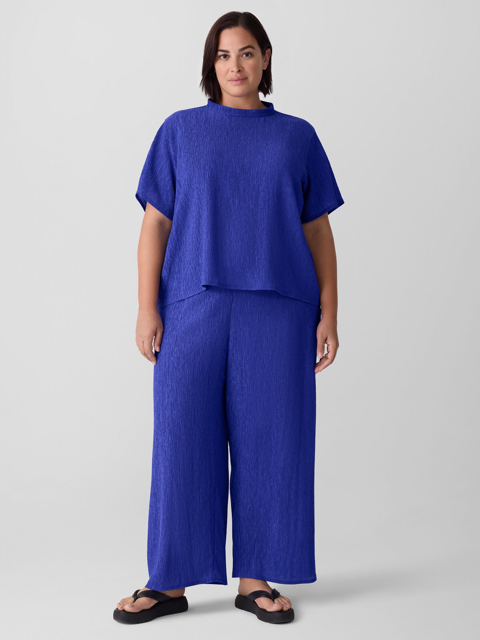 Woven Plissé Mock Neck Top