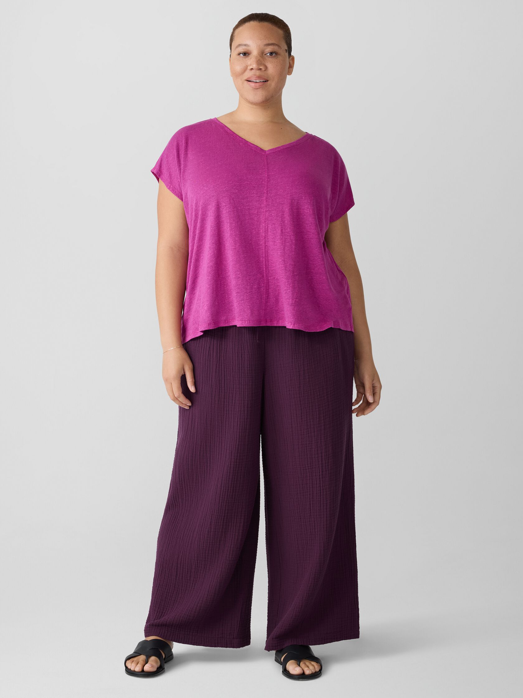Organic Linen Jersey V-Neck Tee