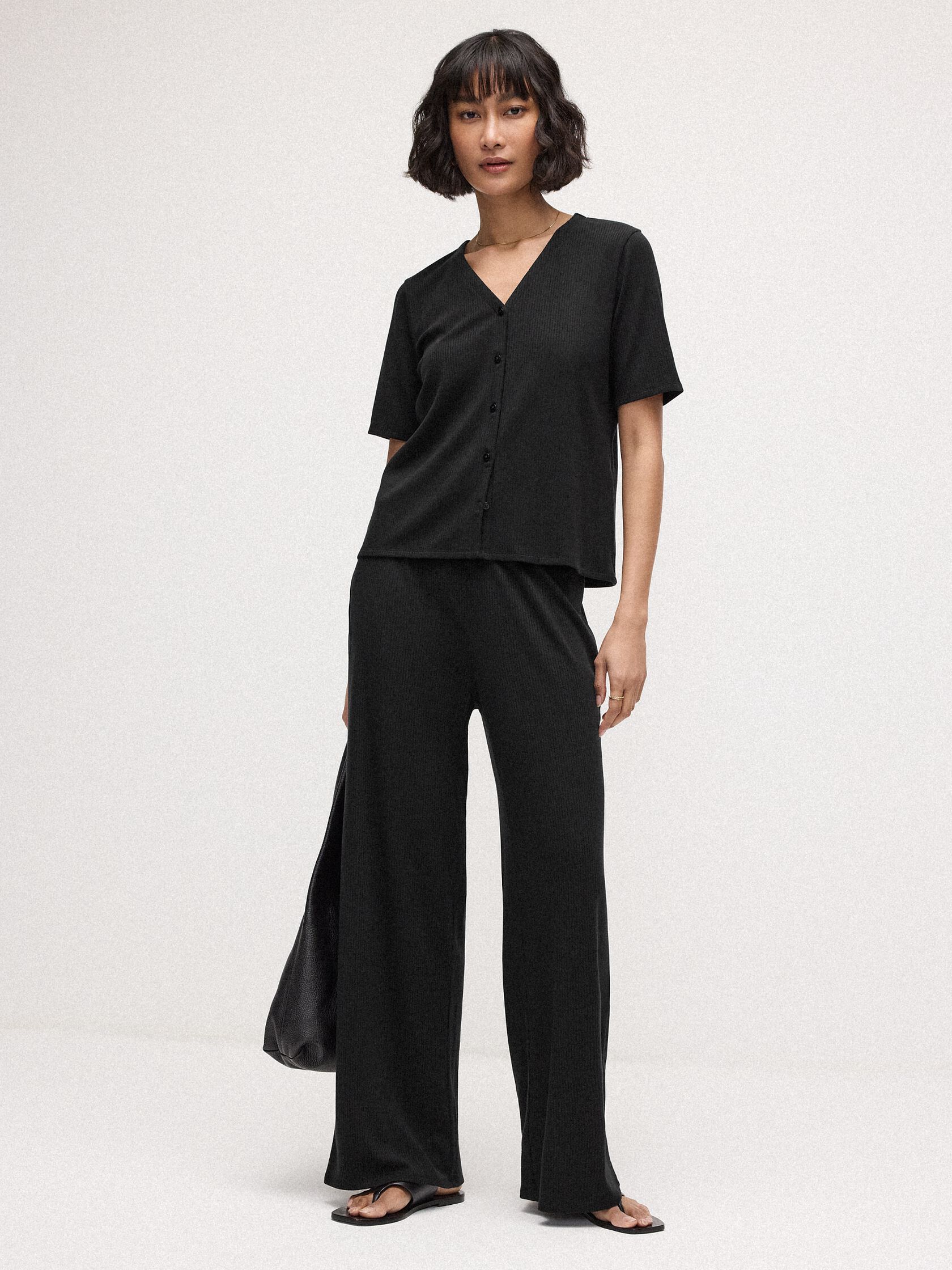 Ribbed Knit Wide-Leg Pant