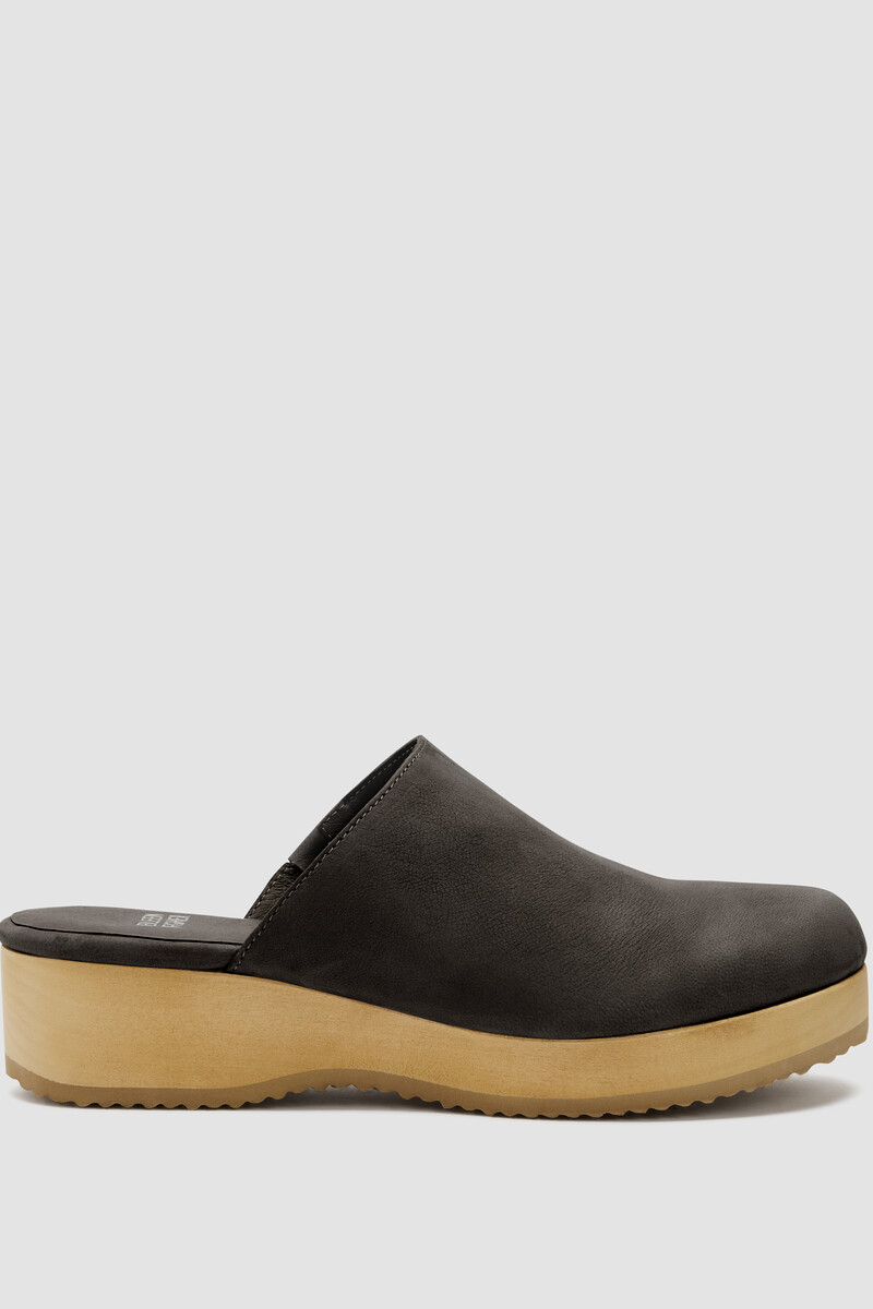 Smooth Leather Clog Smooth Leather Clog