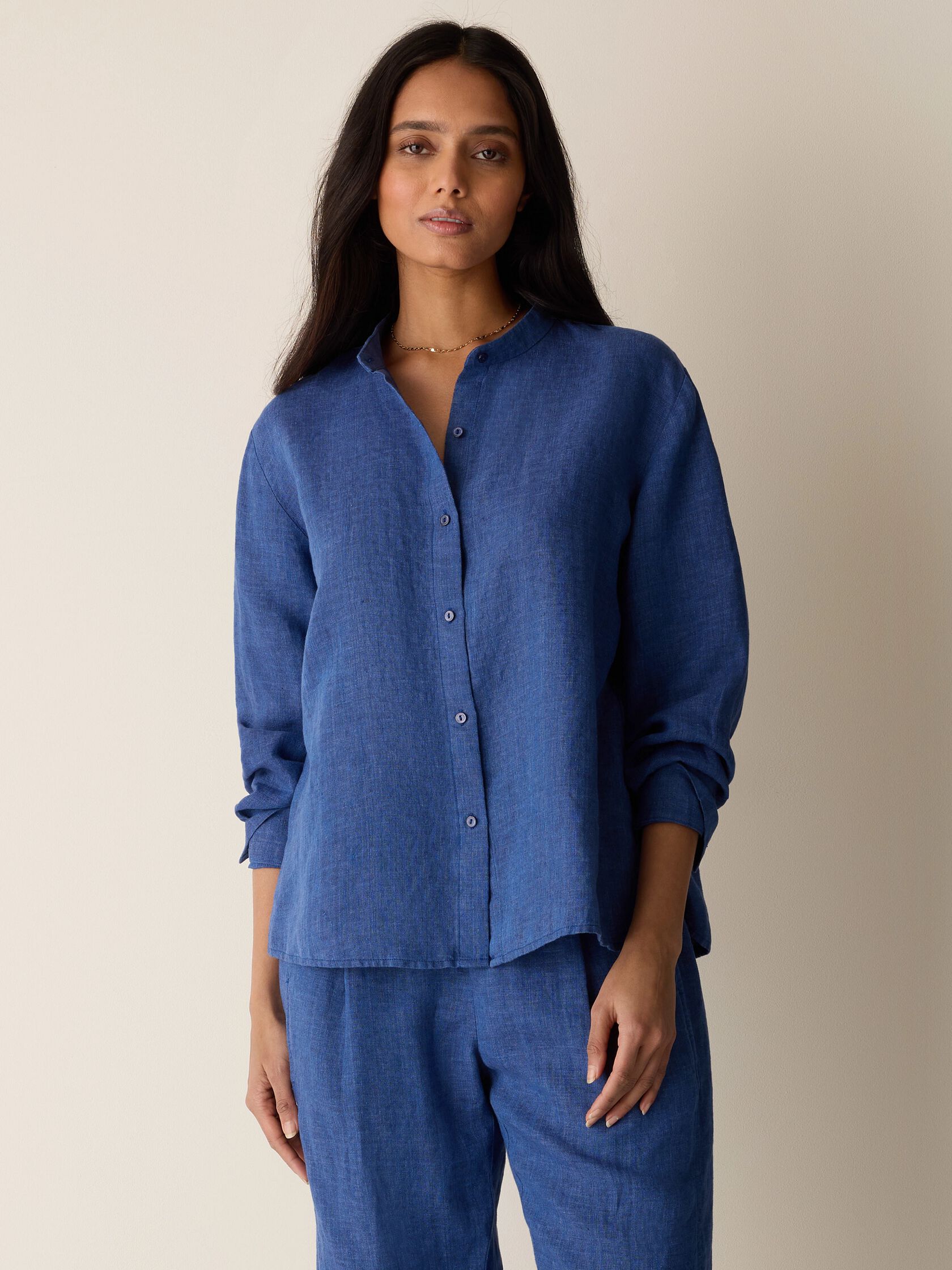 Washed Organic Linen D&eacute;lav&eacute; Band Collar Shirt