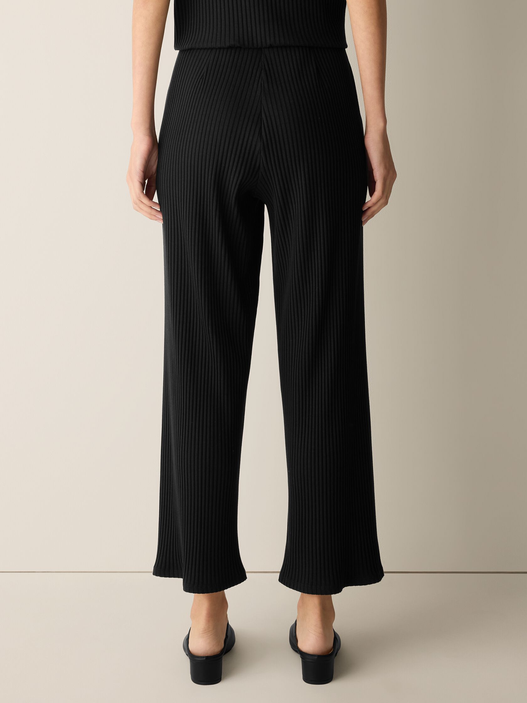 Textured Stretch Rib Wide-Leg Pant