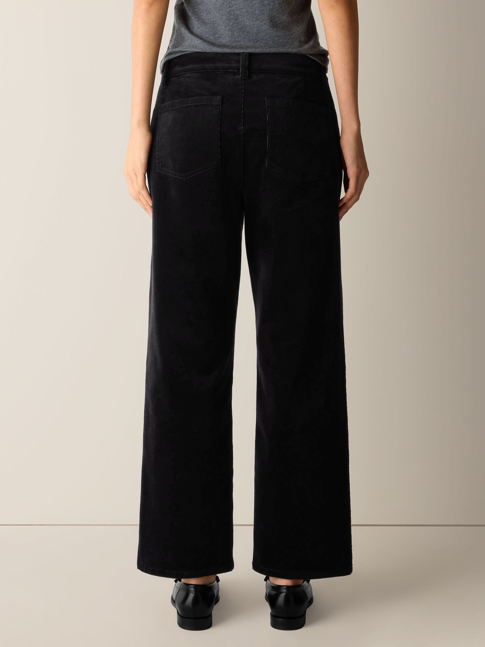 Organic Cotton Stretch Corduroy Straight Pant