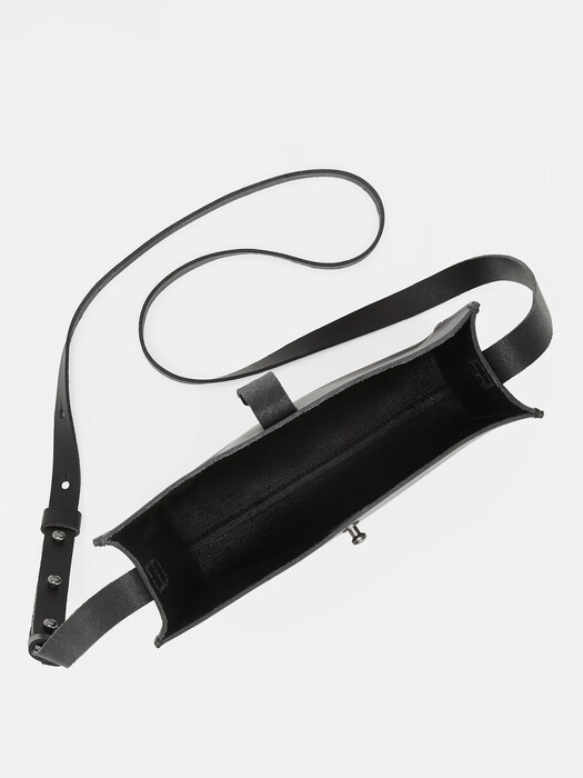 Vegetable Tanned Italian Leather Crossbody Bag