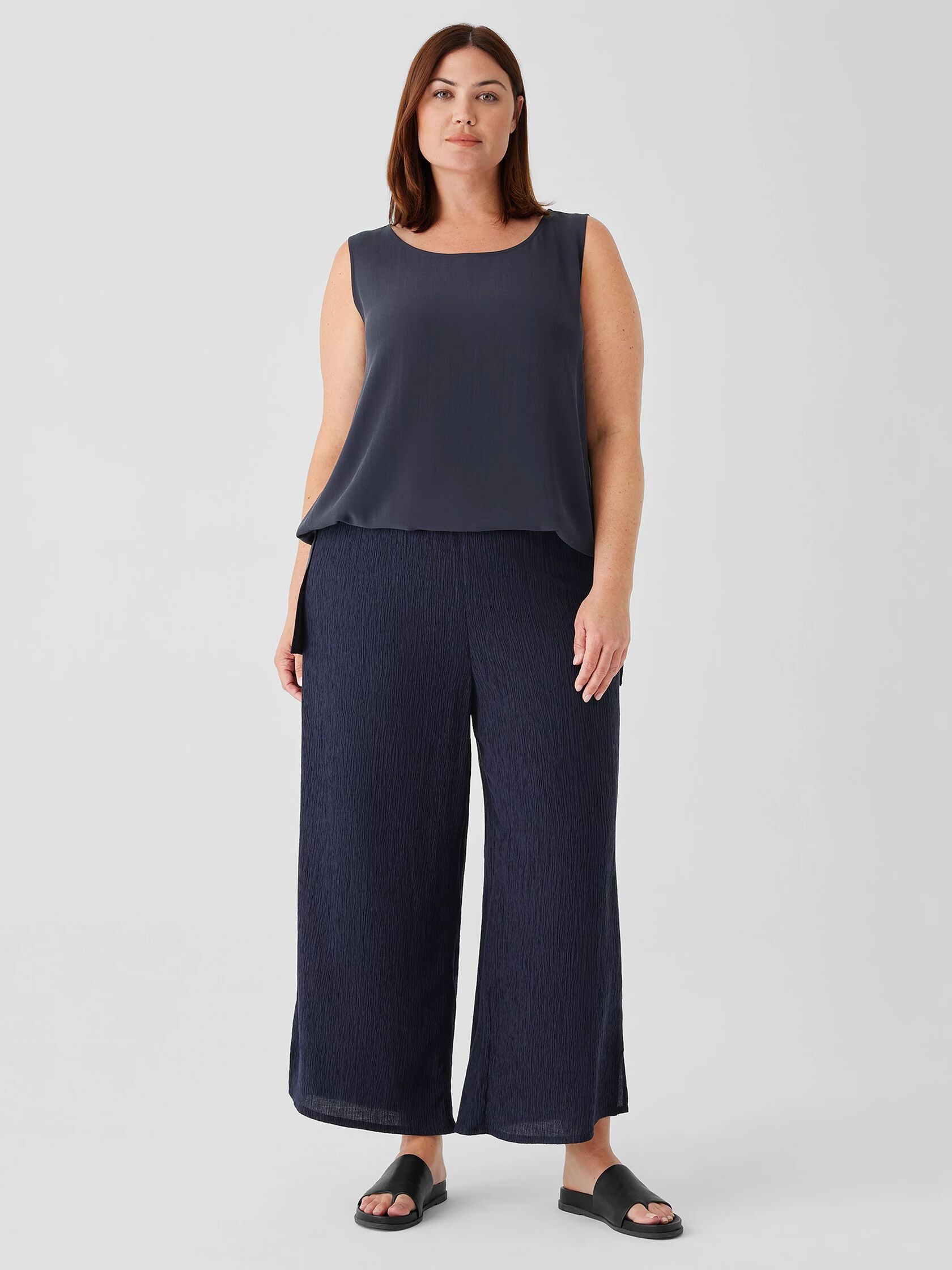 Woven Plissé Wide-Leg Pant