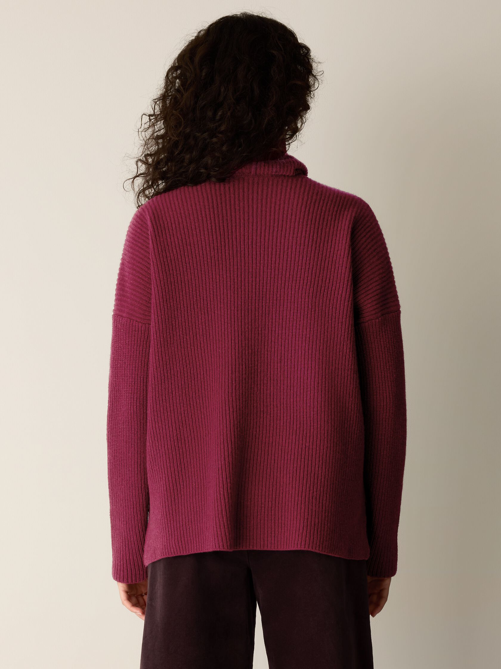 Recycled Wool Cashmere Turtleneck Top