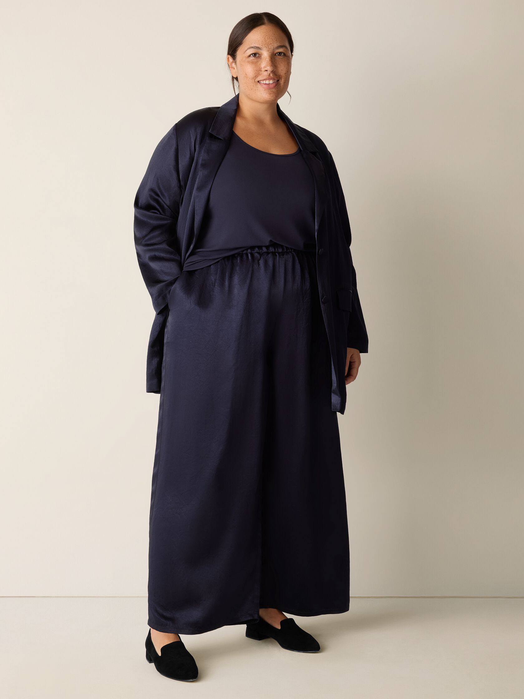 Textured Satin Wide-Leg Pant