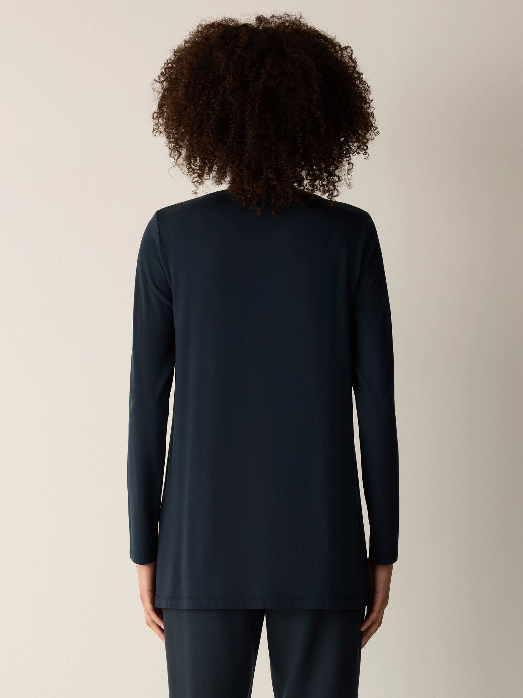 Fine Stretch Jersey Knit V-Neck Long Top