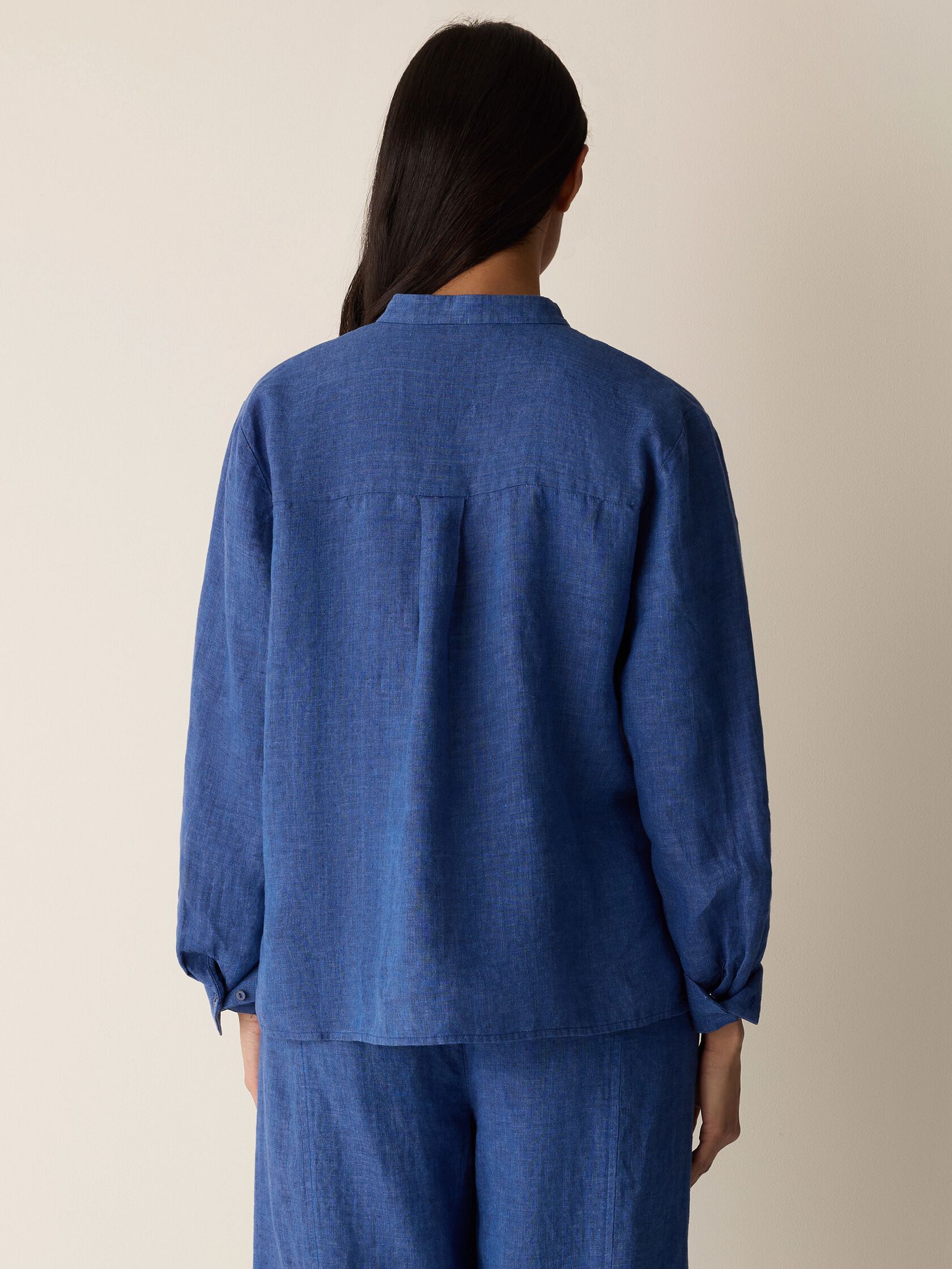 Washed Organic Linen D&eacute;lav&eacute; Band Collar Shirt