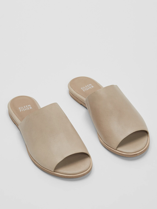 Class Leather Slide Sandal
