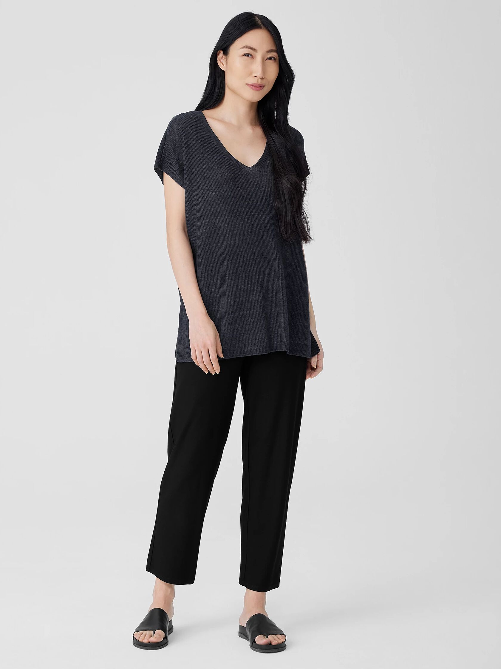 Organic Linen Délavé Rib V-Neck Top