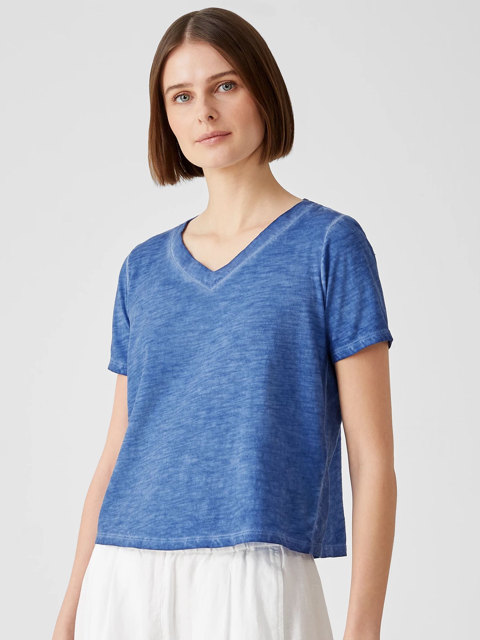 Pigment-Dyed Organic Cotton V-Neck Tee