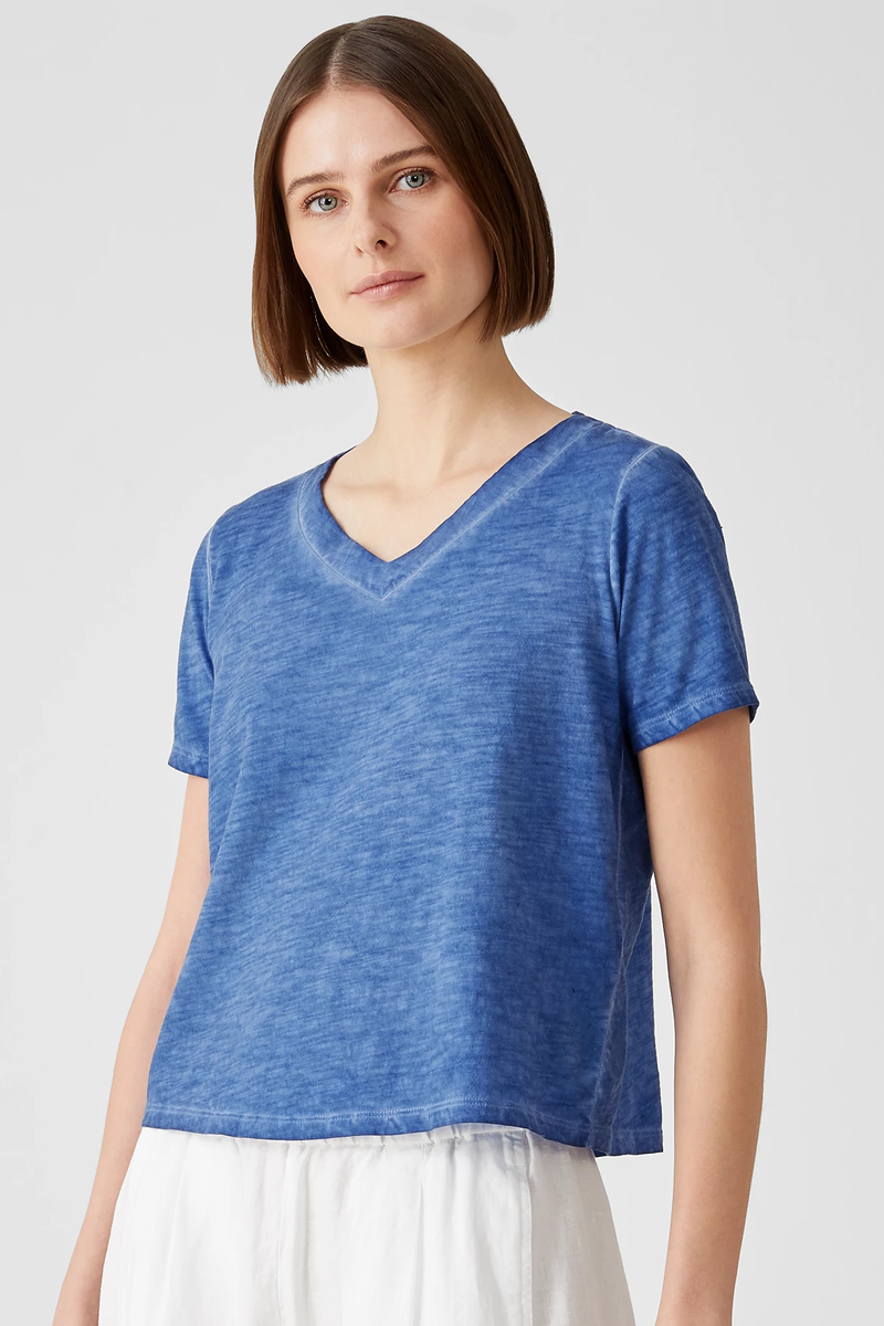 Pigment-Dyed Organic Cotton V-Neck Tee