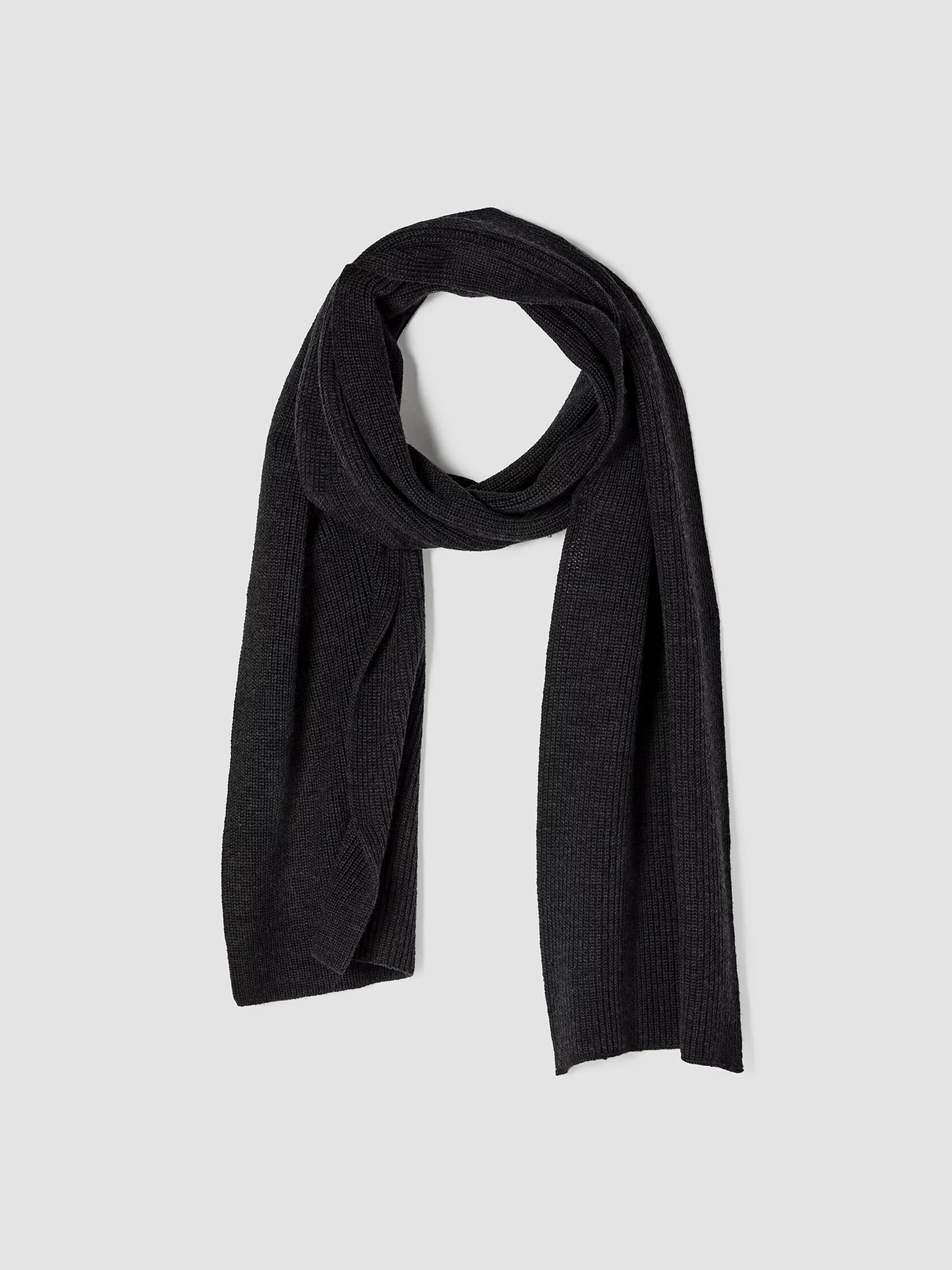 Merino Scarf in Responsible Wool