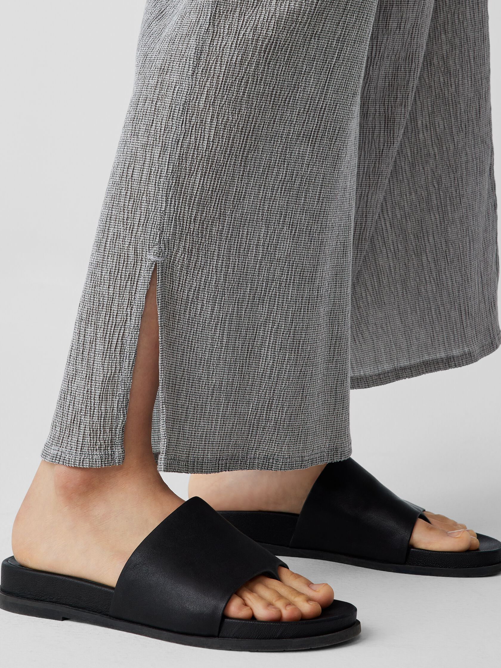 Woven Plissé Wide-Leg Pant