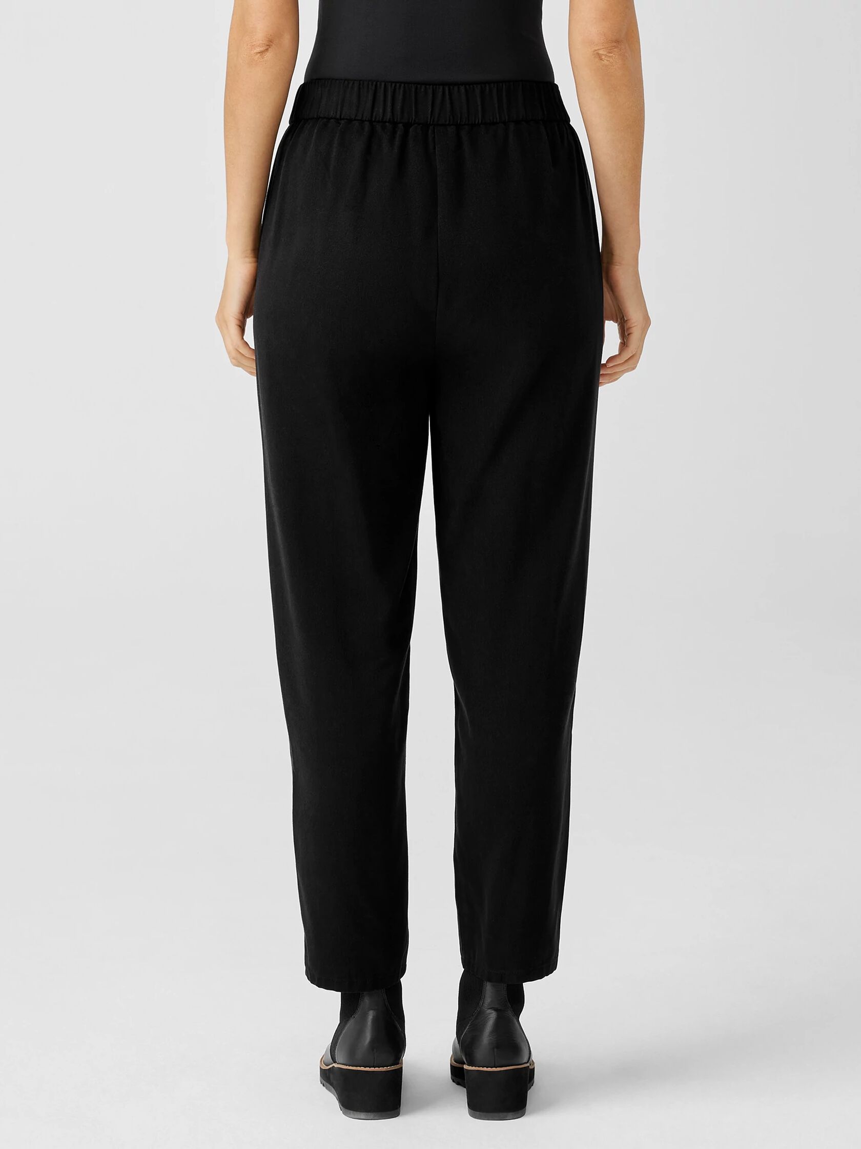 Soft Twill Pleated Tapered Pant