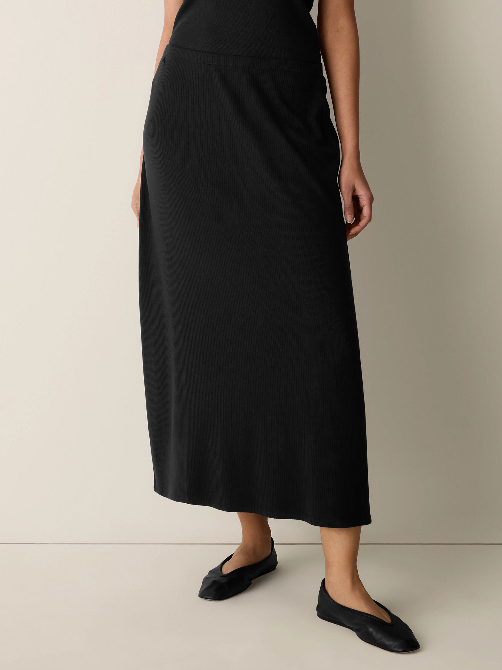 Ribbed Knit Skirt
