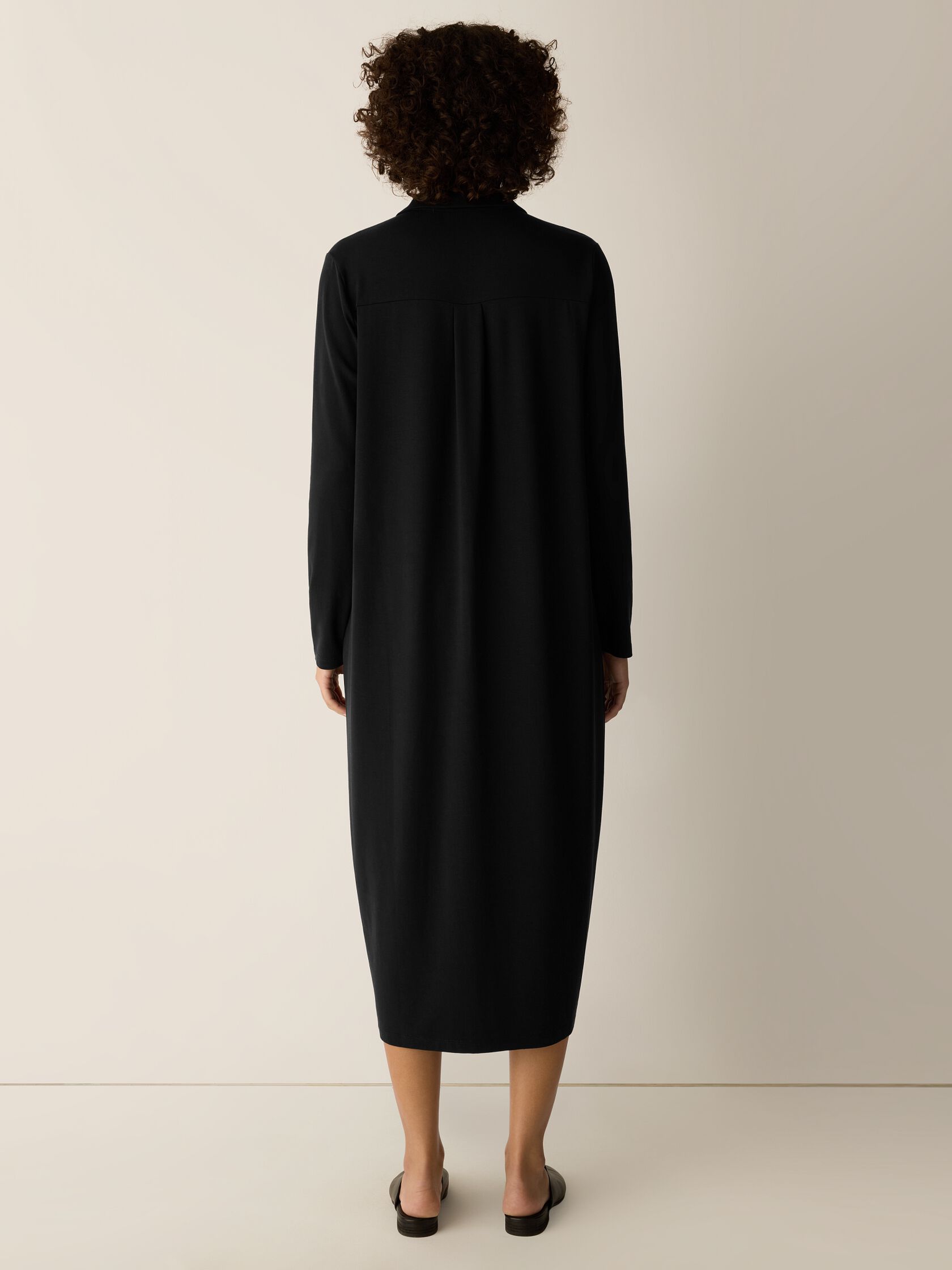 Stretch Jersey Knit Classic Collar Oval Dress