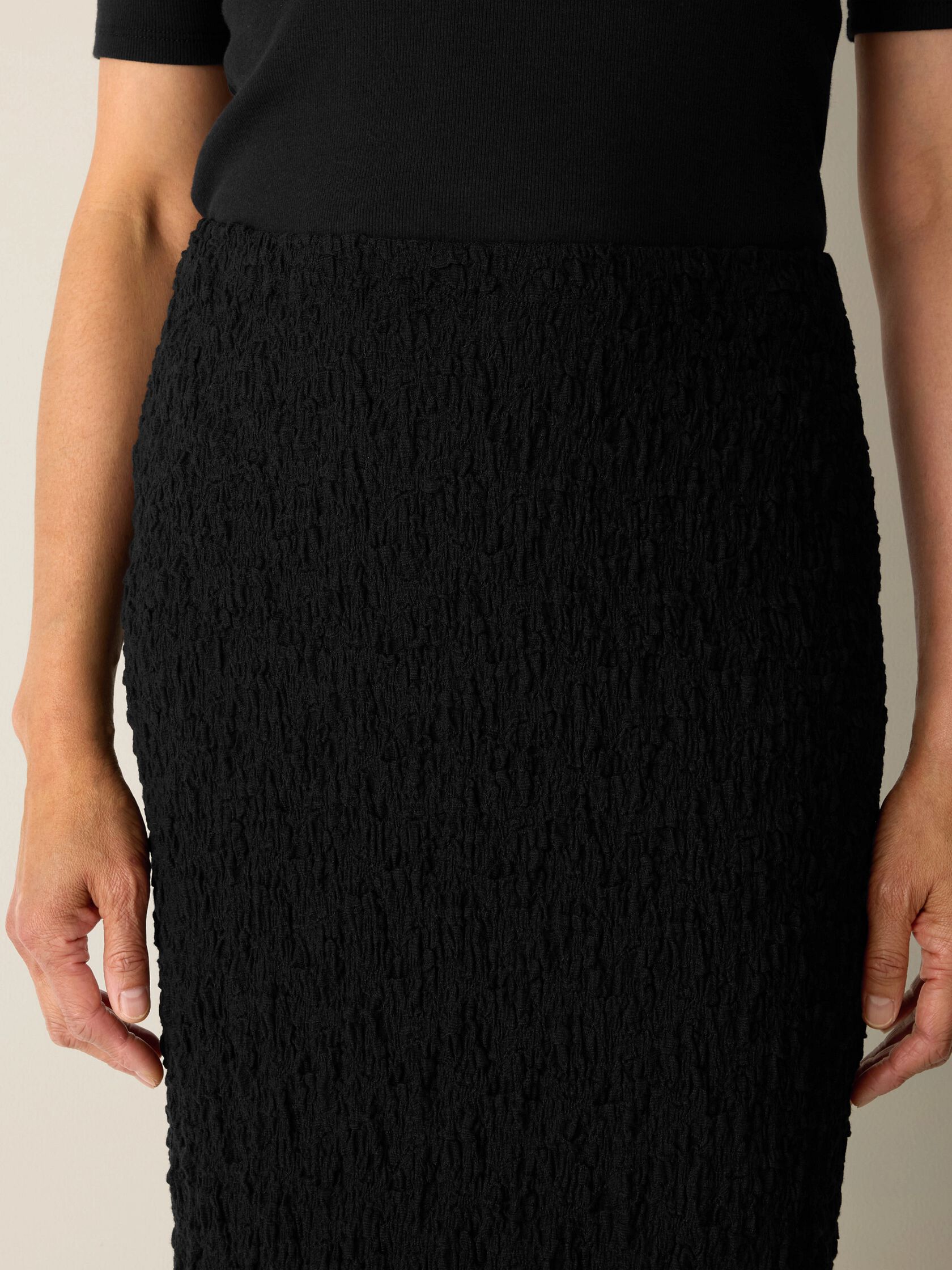 Bubble Jacquard Pencil Skirt
