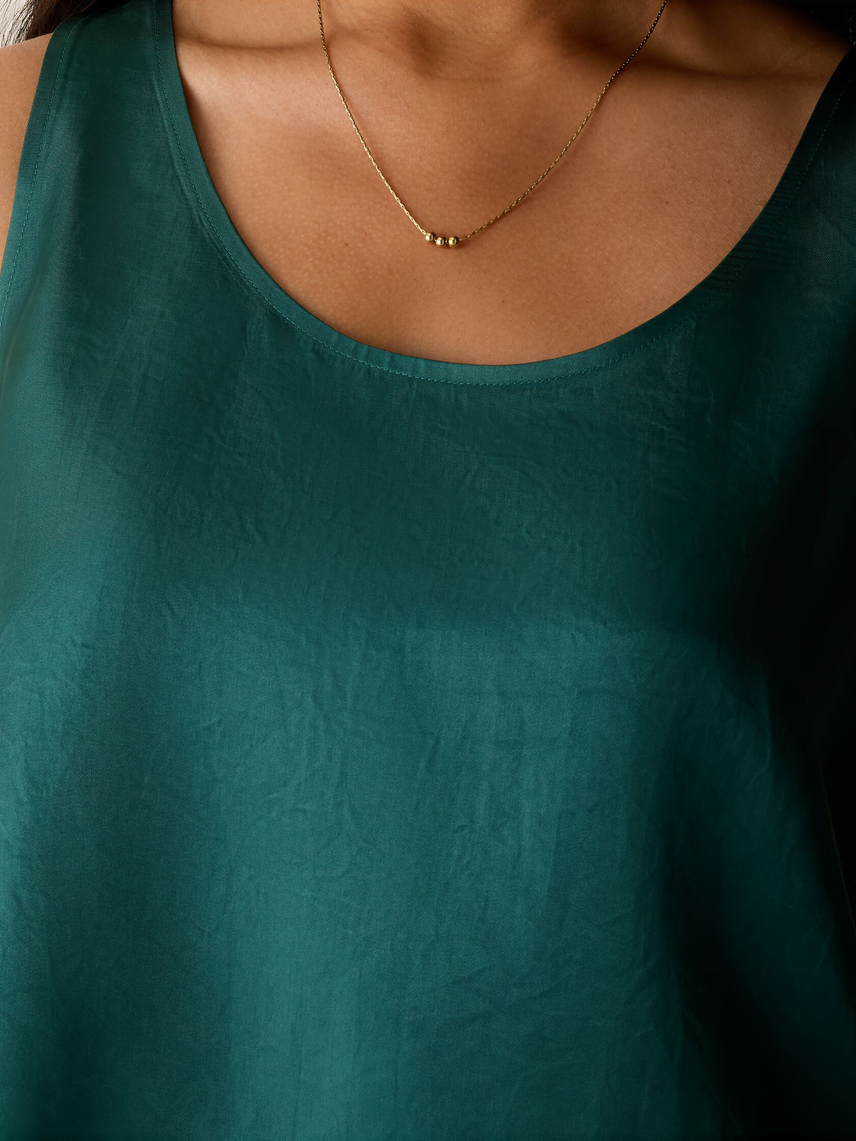 Lightweight Satin Shimmer Scoop Neck Tank