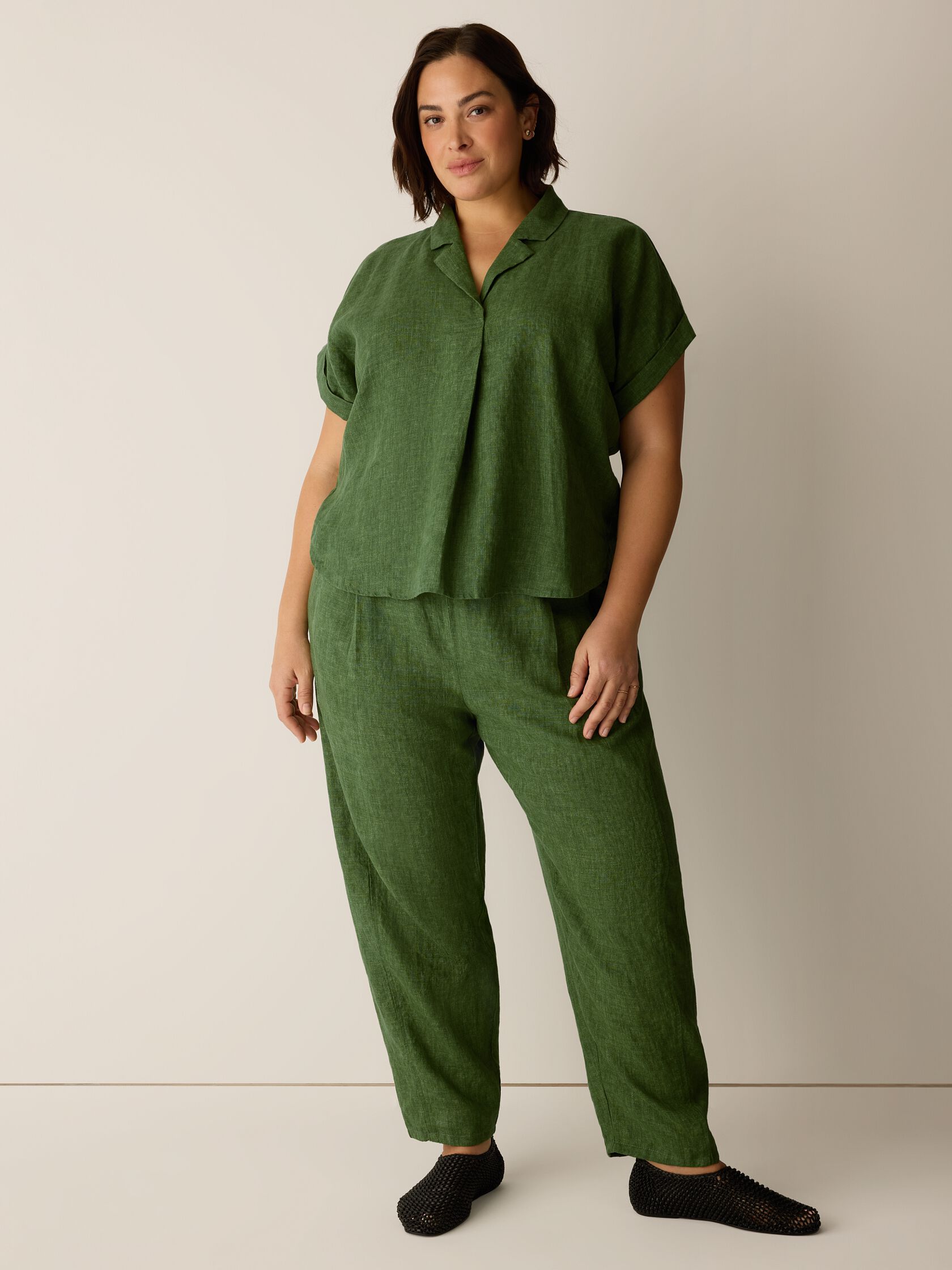 Washed Organic Linen D&eacute;lav&eacute; Notch Collar Top