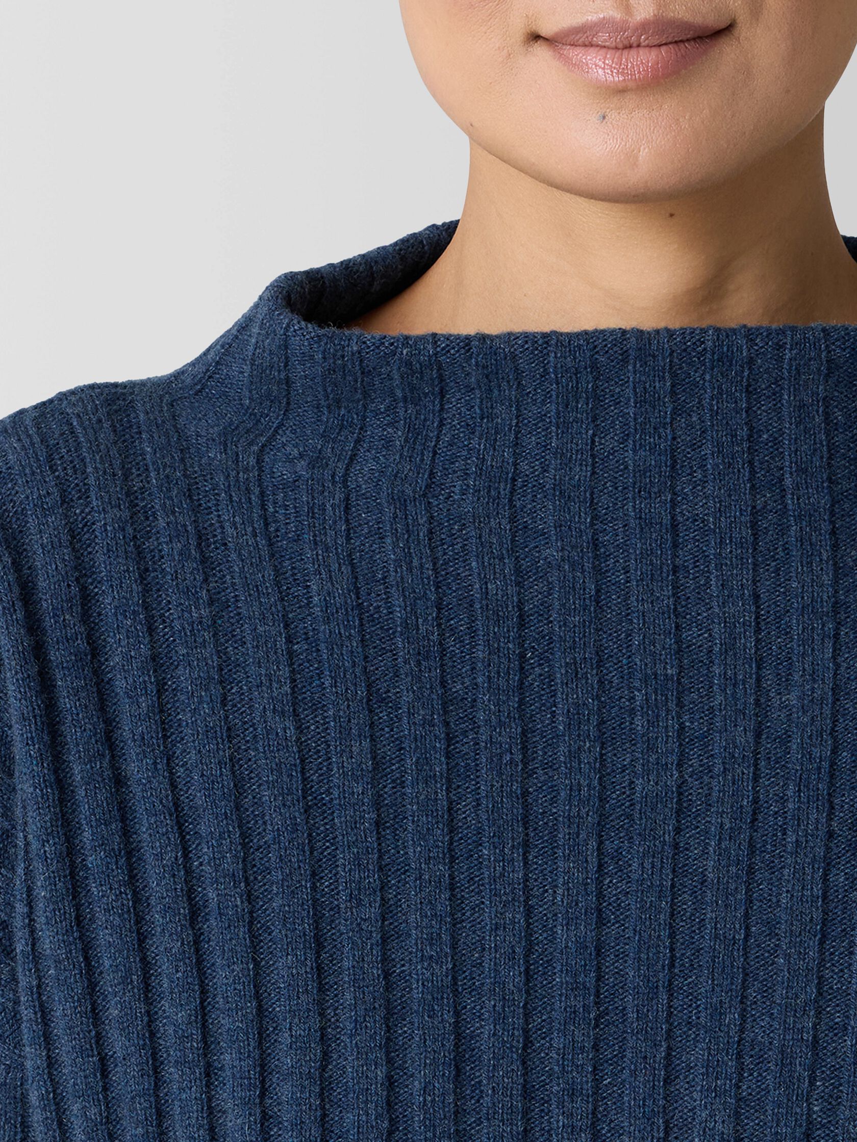 Recycled Wool Cashmere Funnel Neck Top