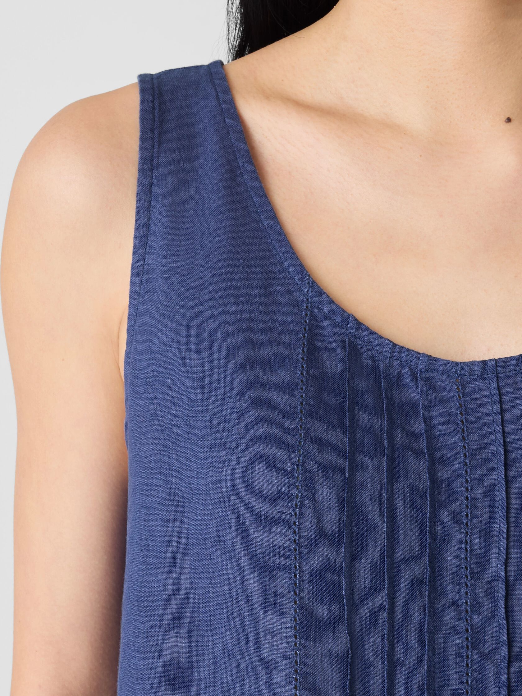 Organic Linen Scoop Neck Dress